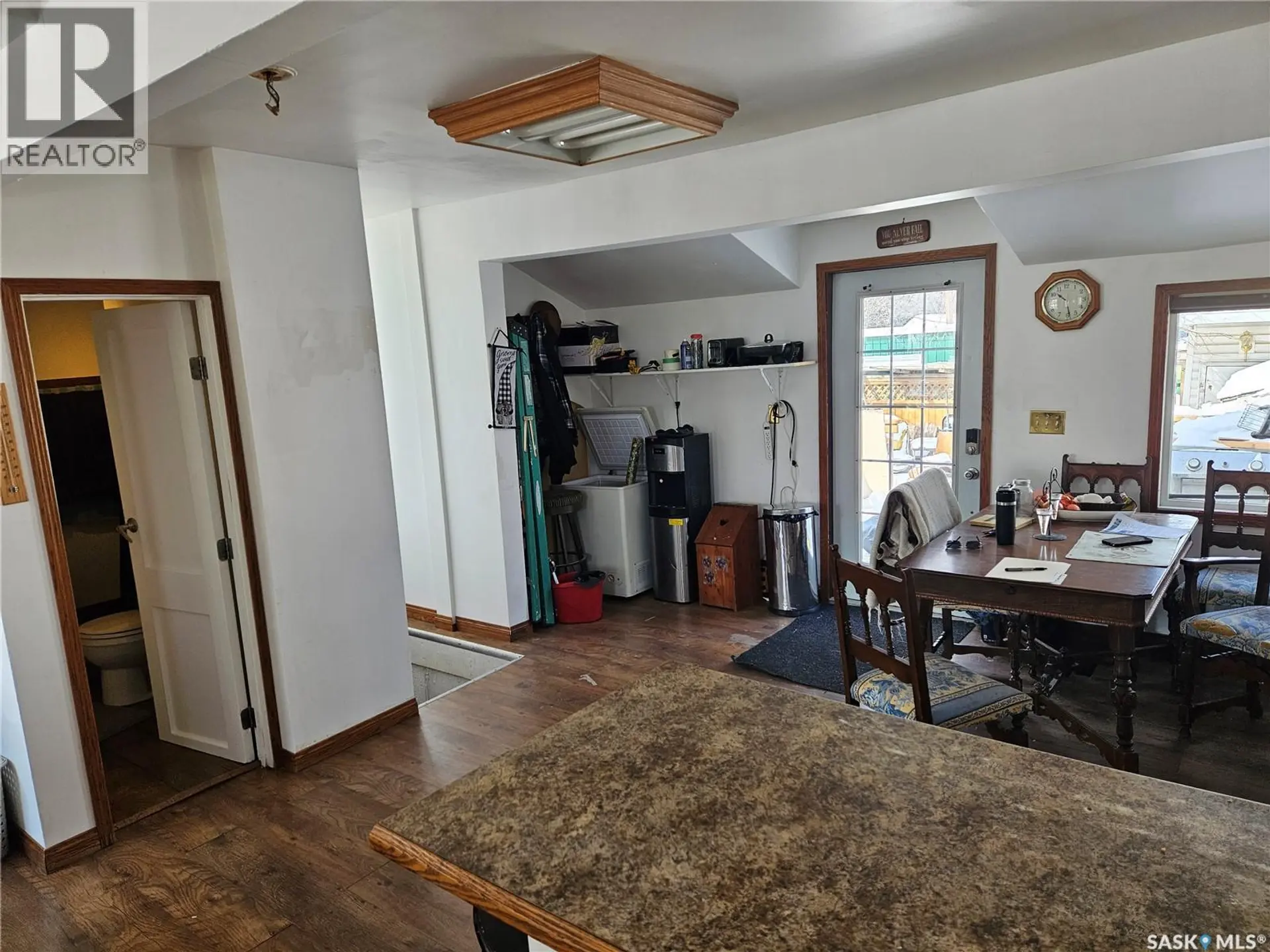 370 Arthur STREET - Image 3