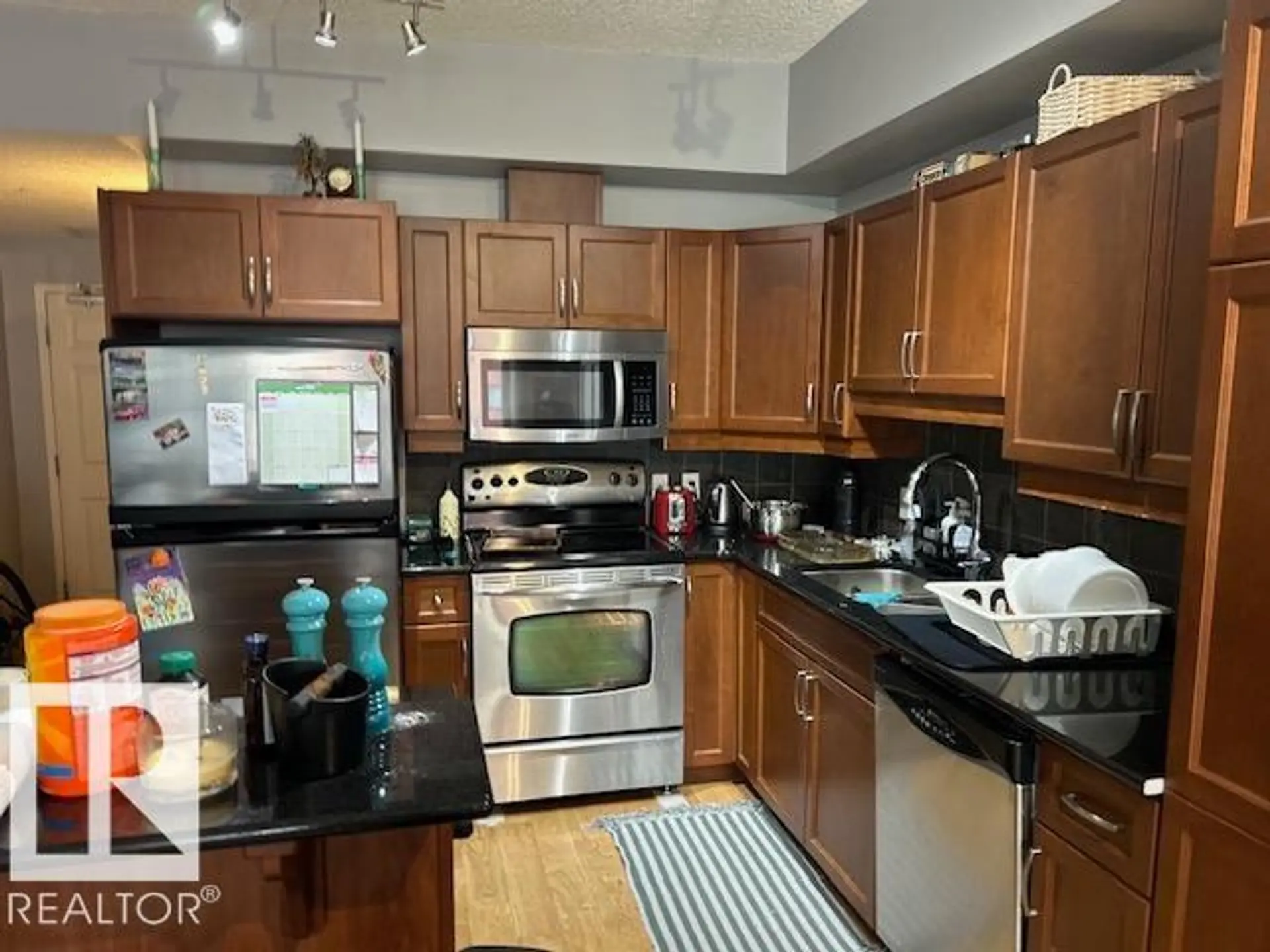 #710 10303 111 ST NW - Image 7
