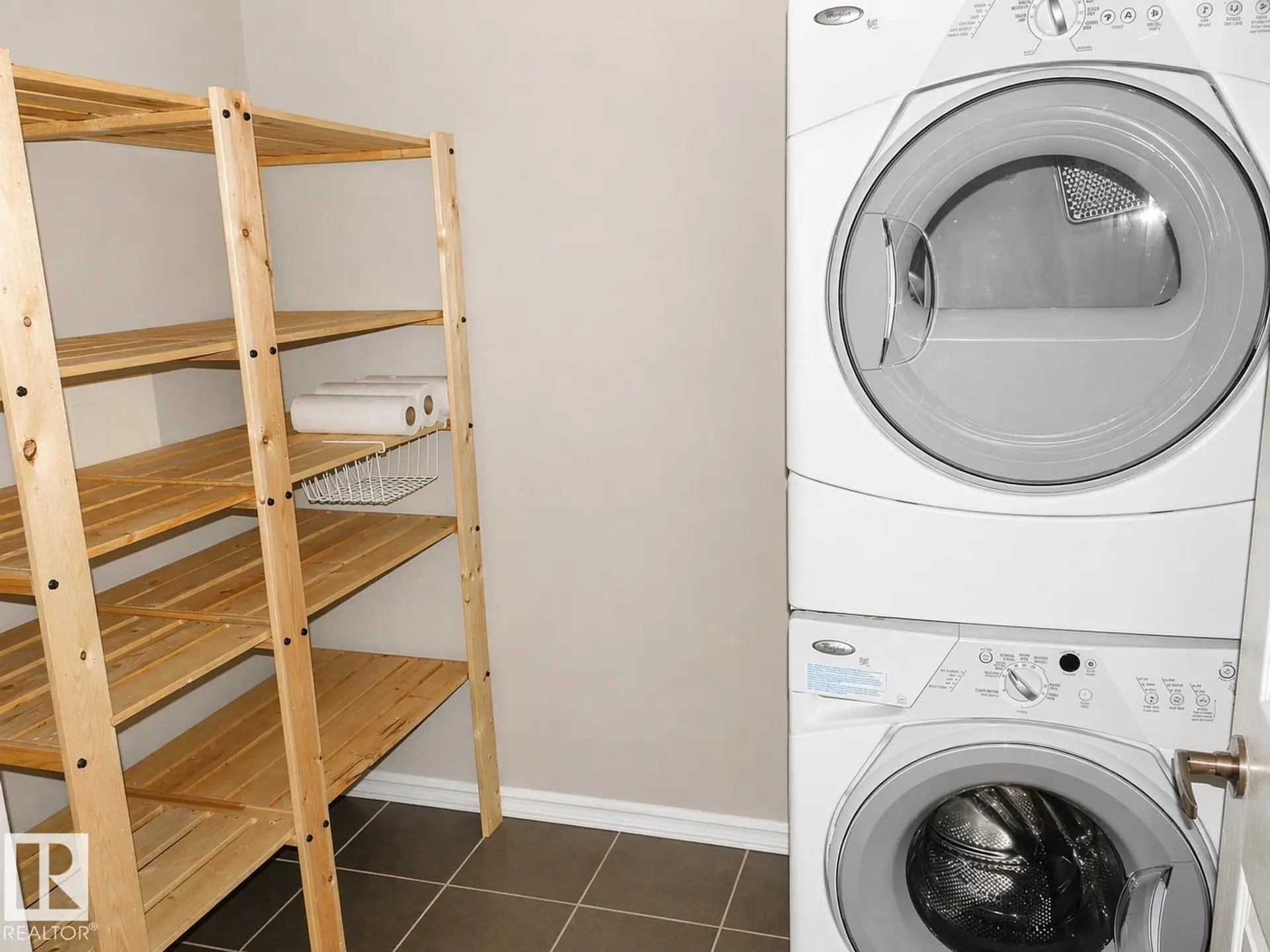 #417 4403 23 ST NW - Image 9
