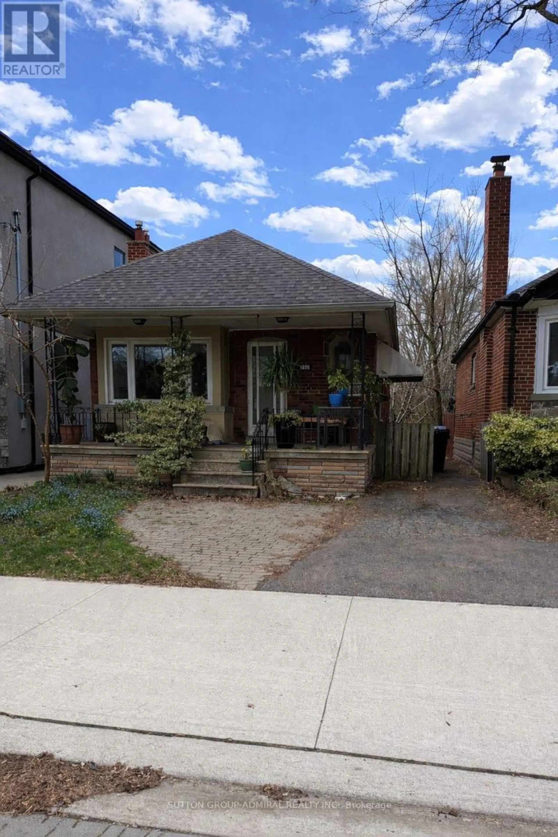 368 WINNETT AVENUE - Image 1