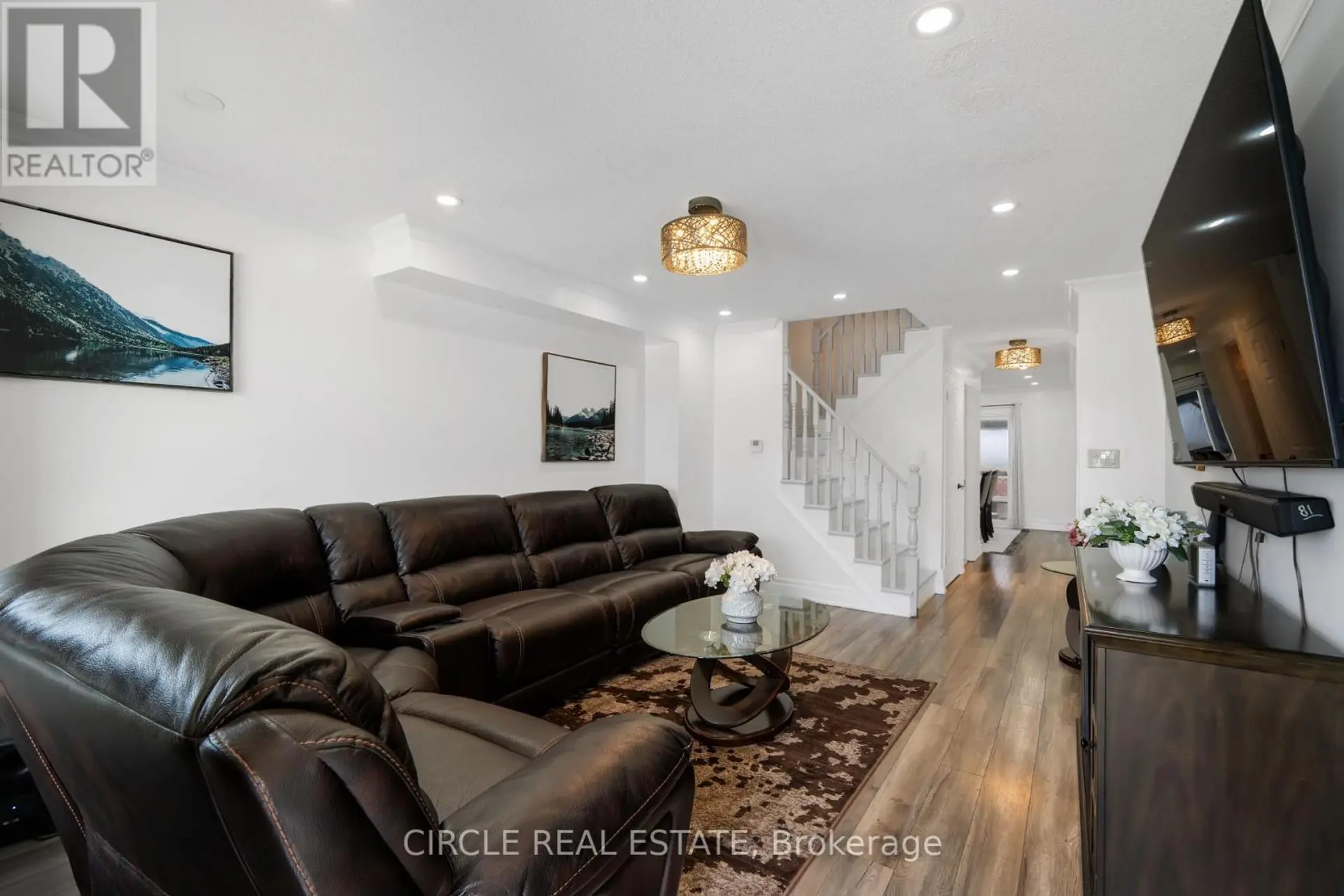 64 LAMPMAN CRESCENT - Image 5