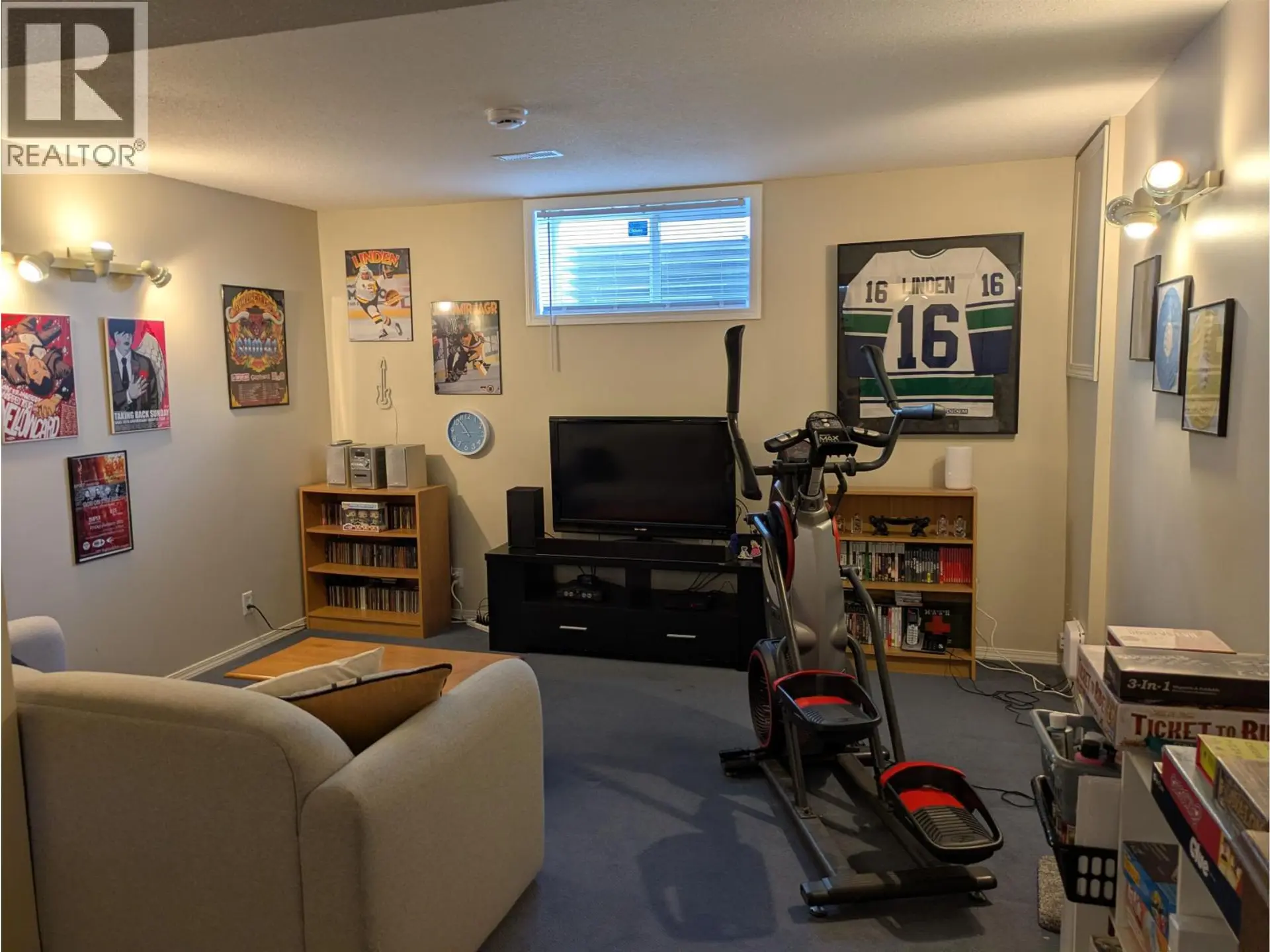 Property at 3930 ENEMARK CRESCENT, Prince George, BC