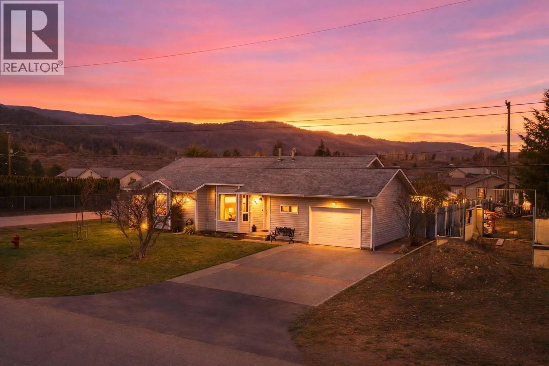 Property at 546 Oriole Way, Barriere, BC