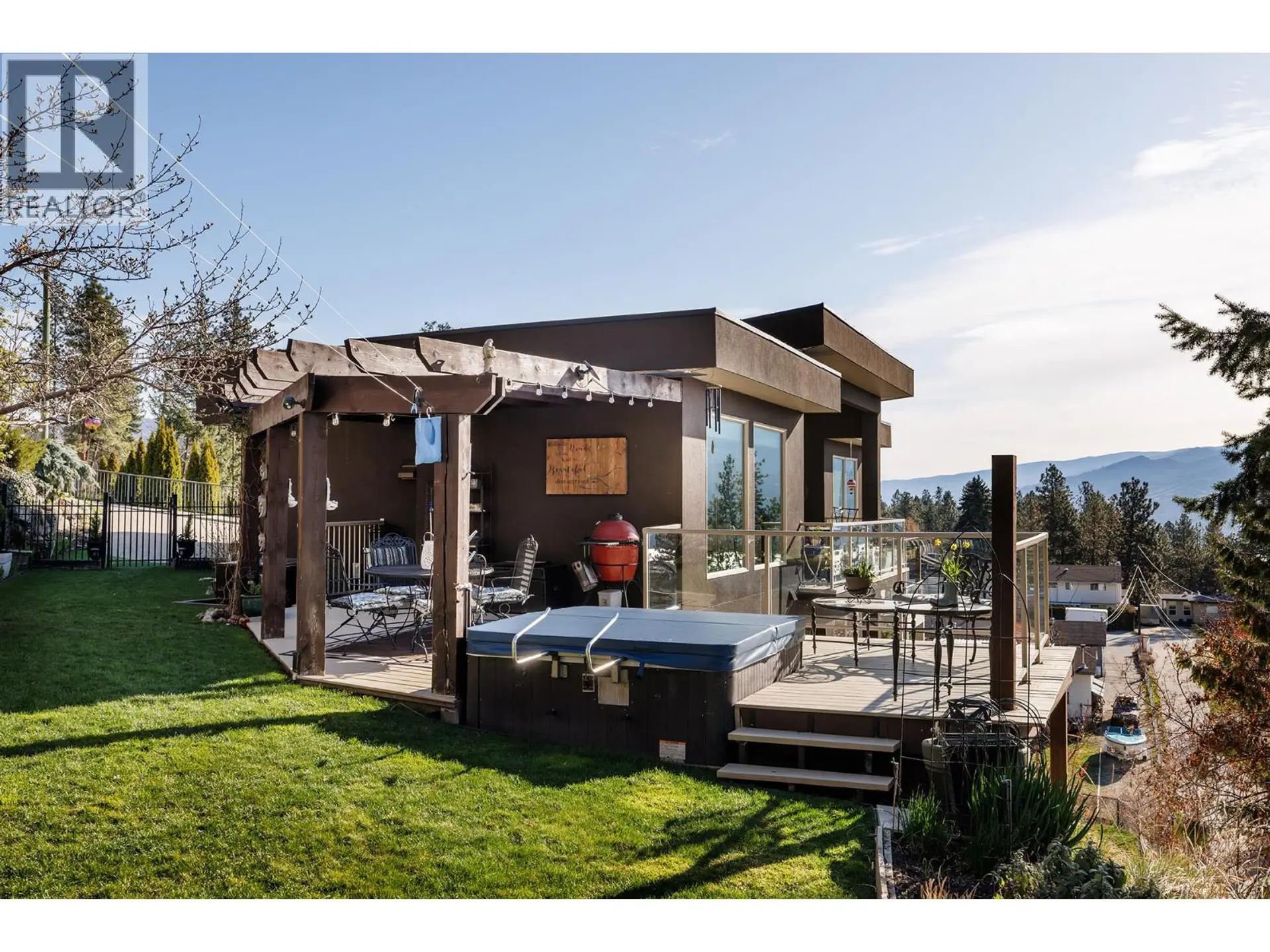 Property at 5987 Meldrum Place, Peachland, BC