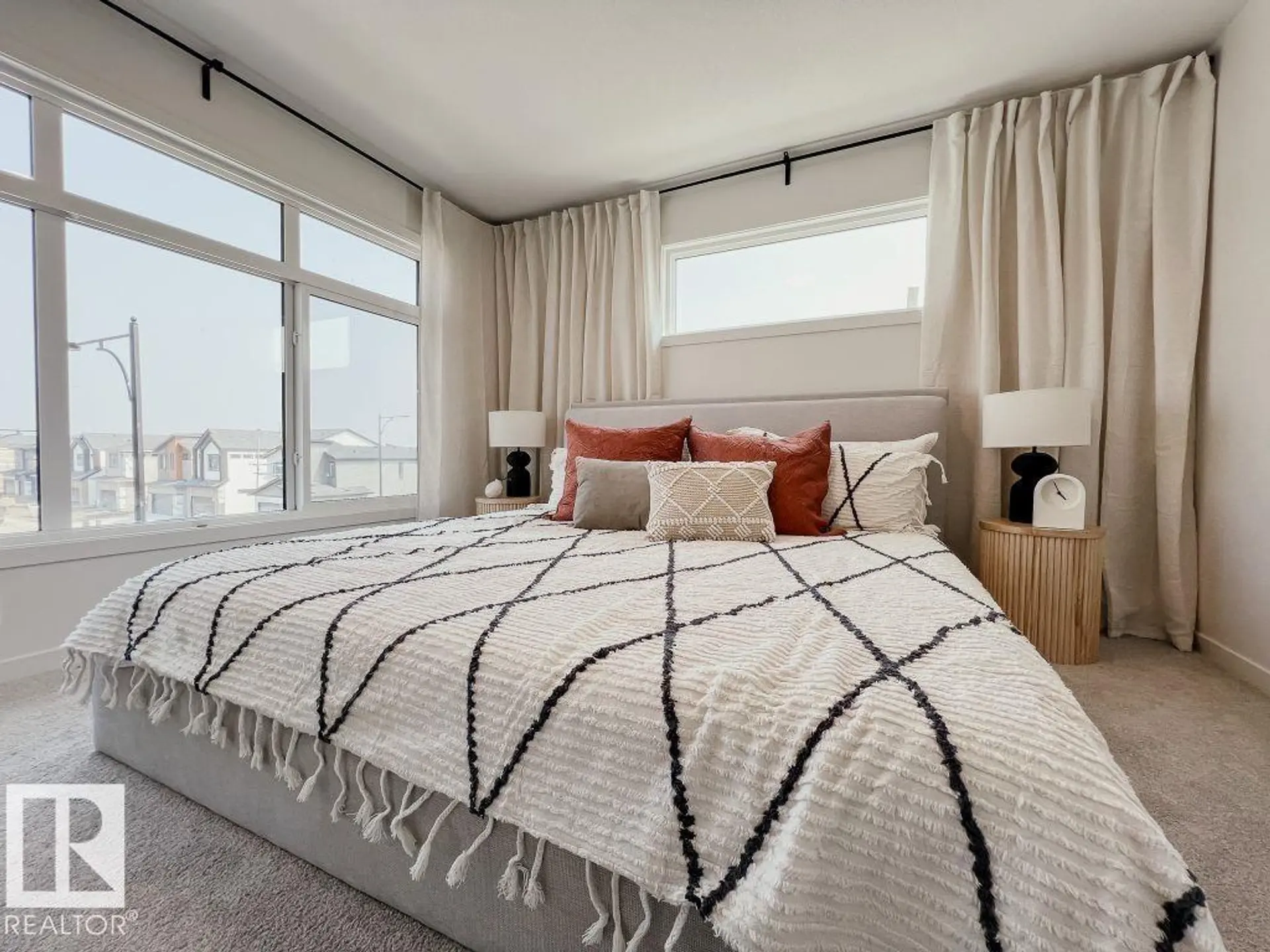 305 32 ST SW - Image 11