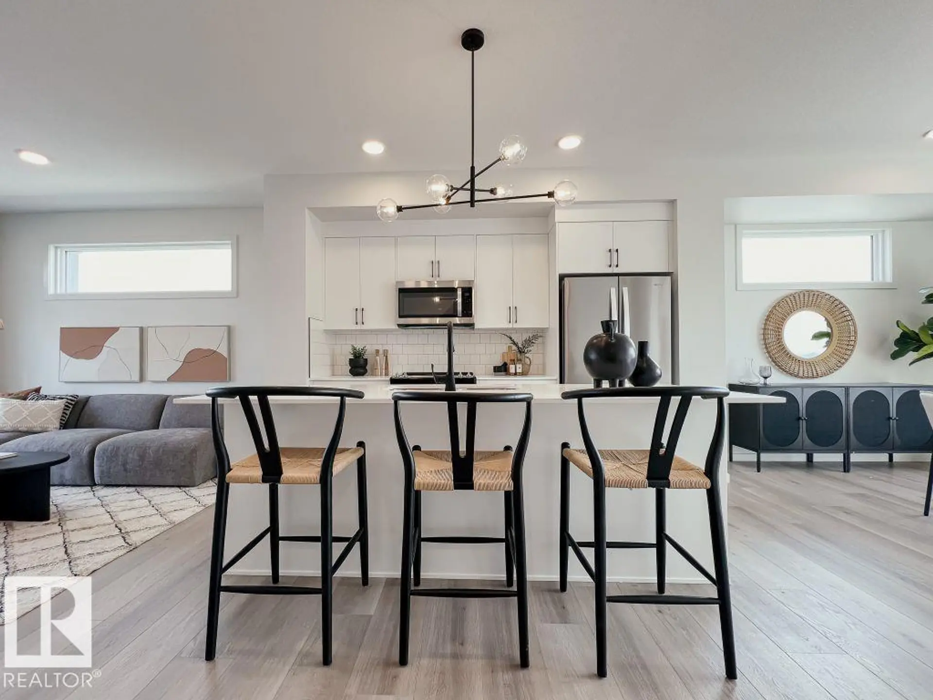 305 32 ST SW - Image 4