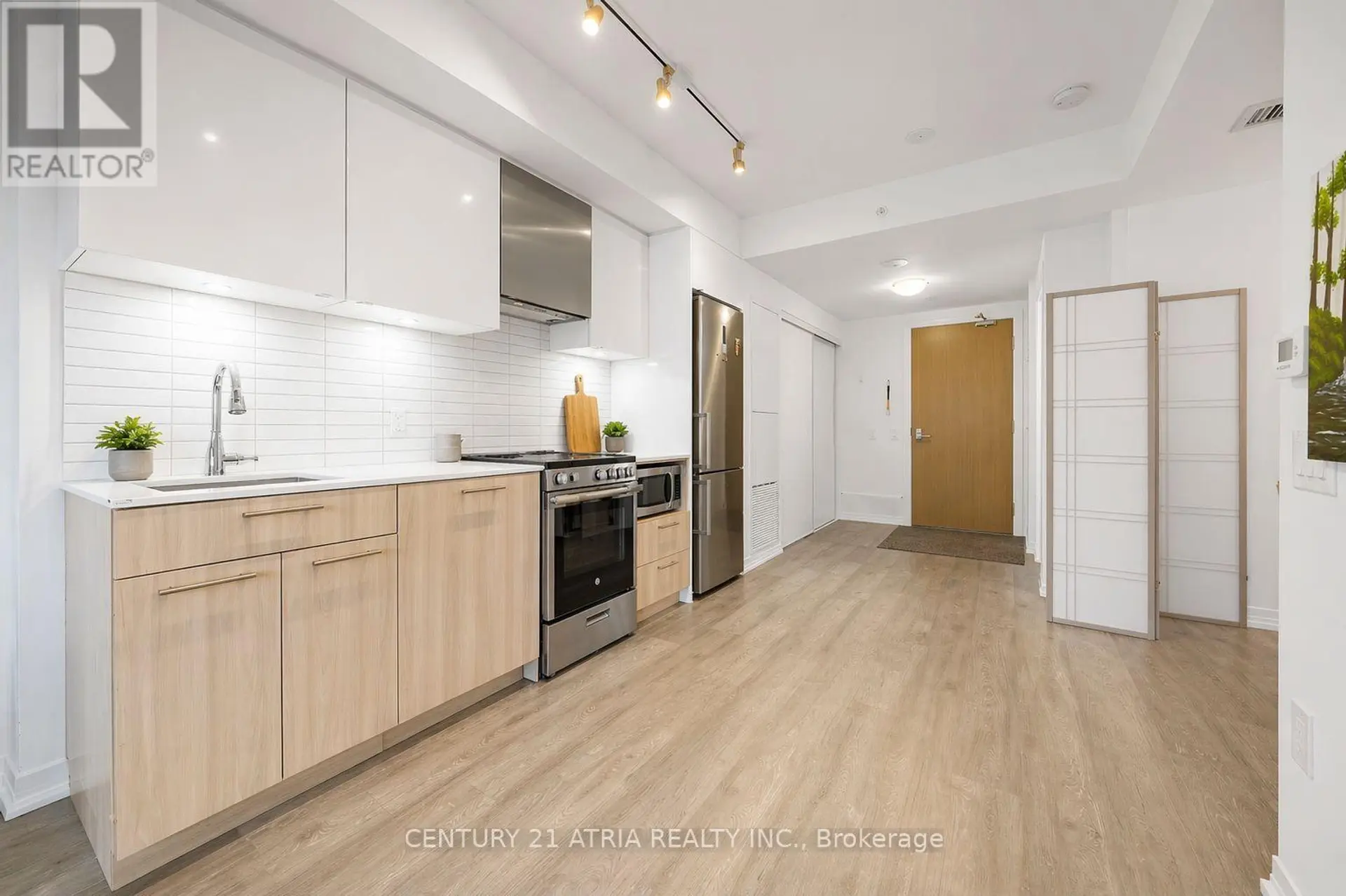 #631 251 JARVIS STREET - Image 3