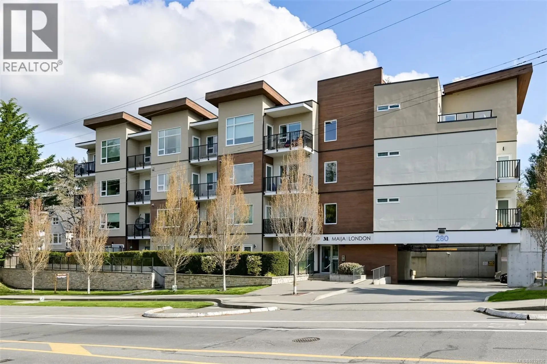 Property at #408 280 Island Hwy, View Royal, BC