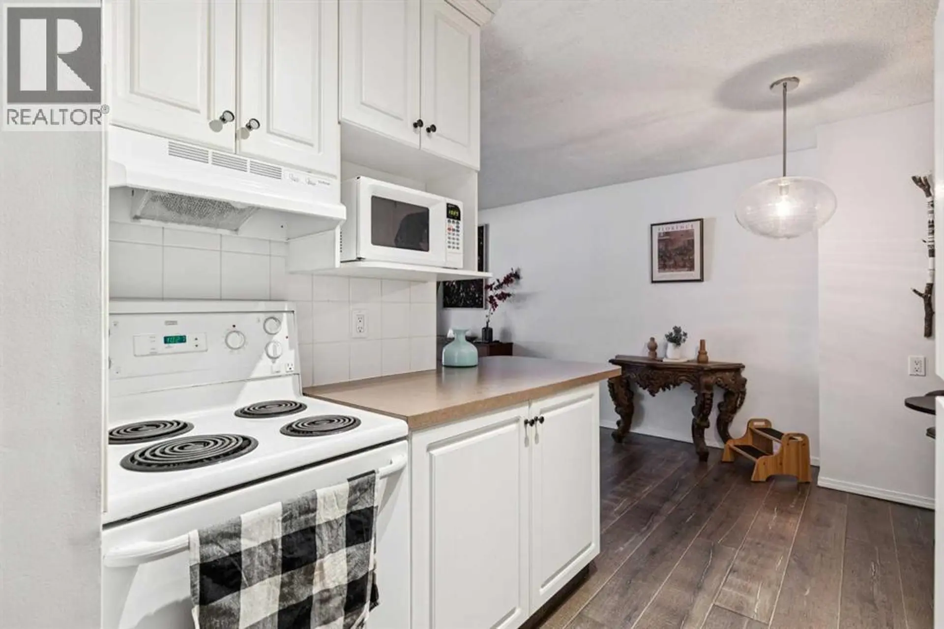 #106 835 19 Avenue SW - Image 10