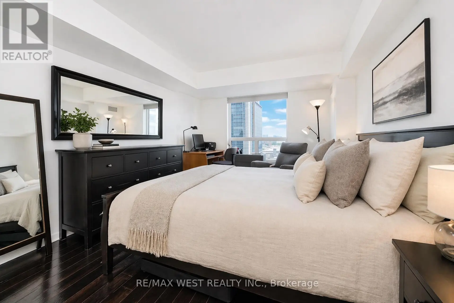 #1717 188 DORIS AVENUE - Image 9