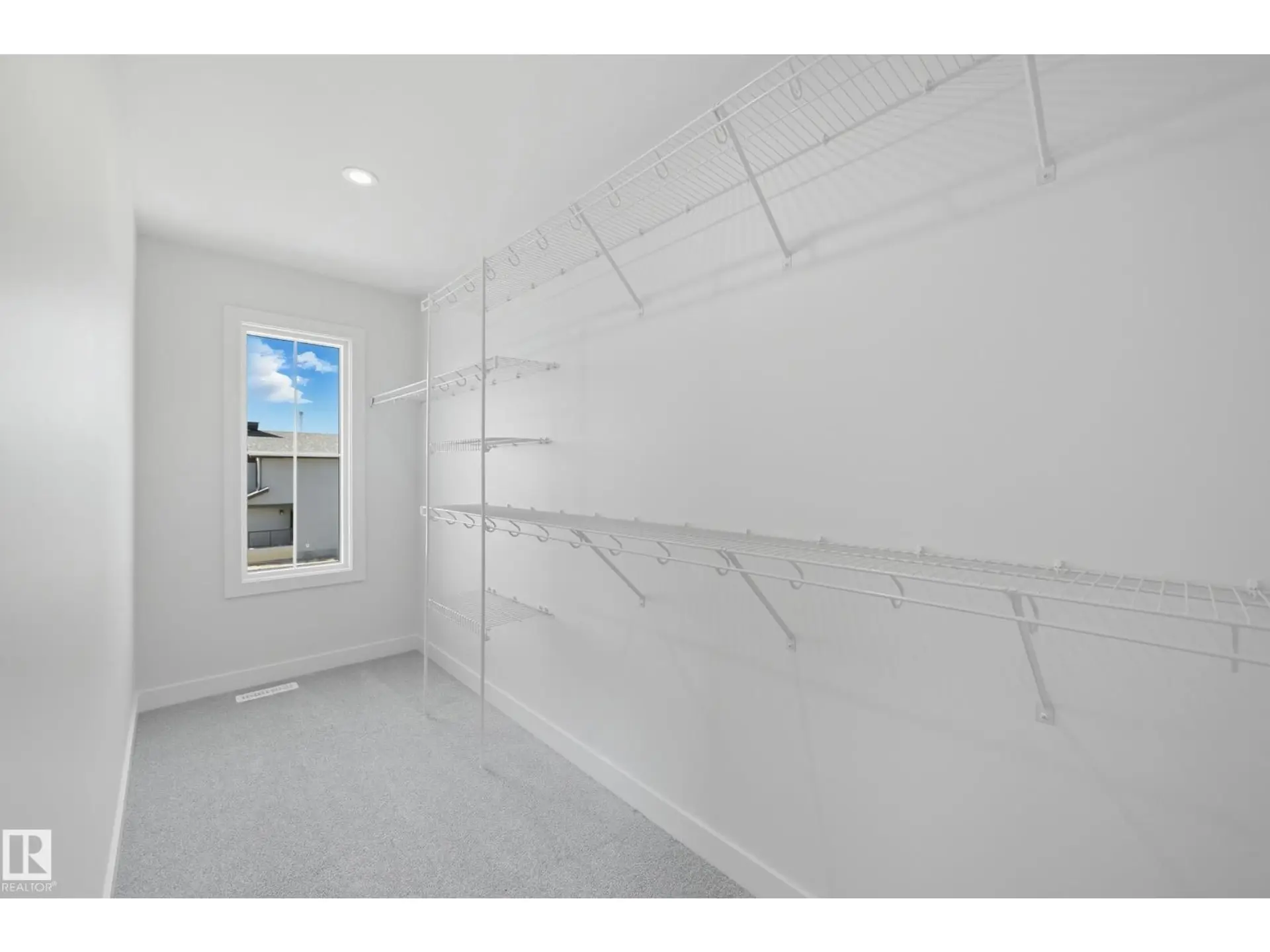 8909 223A ST NW - Image 11