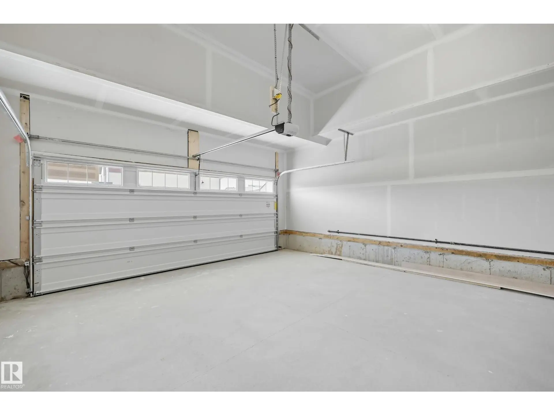8909 223A ST NW - Image 17