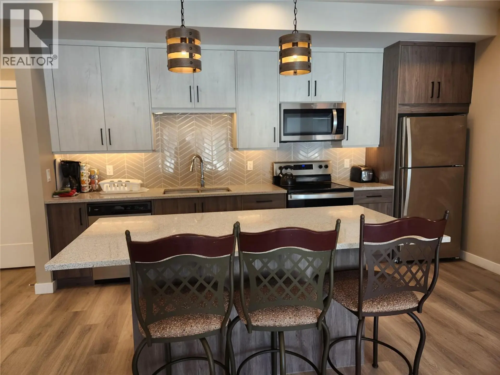 Property at #201 1200 11 Avenue, Golden, BC