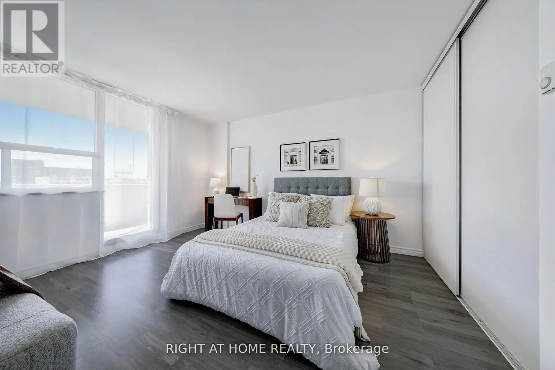 #908 40 HOMEWOOD AVENUE - Image 15