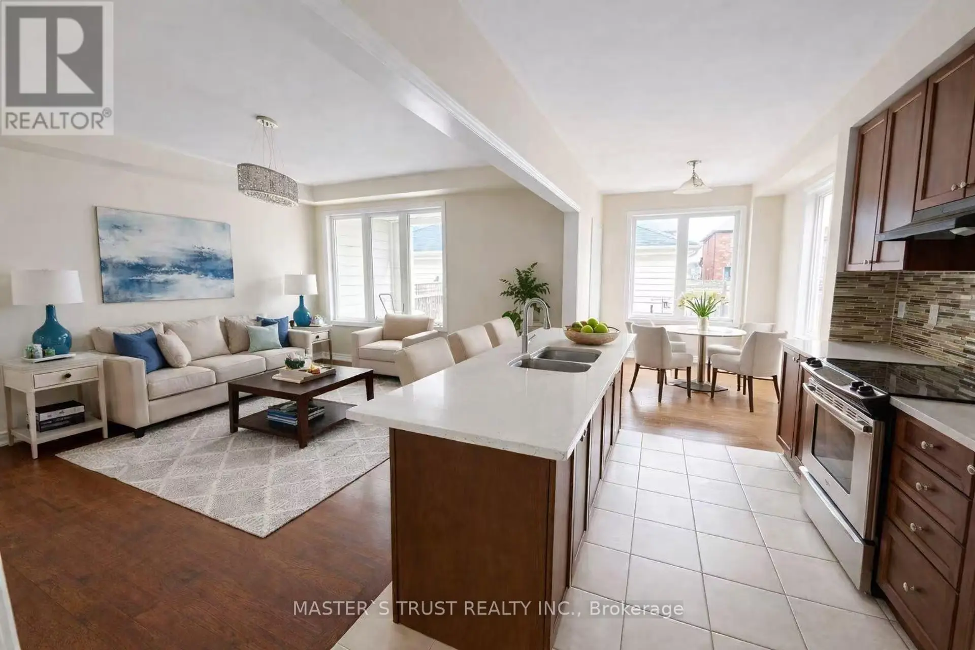 271 RIVERLANDS AVENUE - Image 3