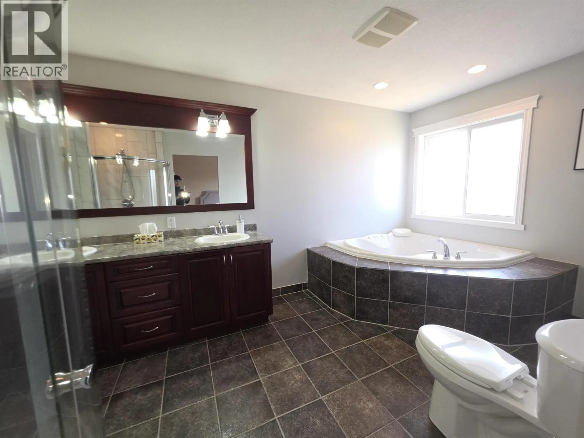 Property at 3485 HARGREAVES AVENUE, Vanderhoof, BC