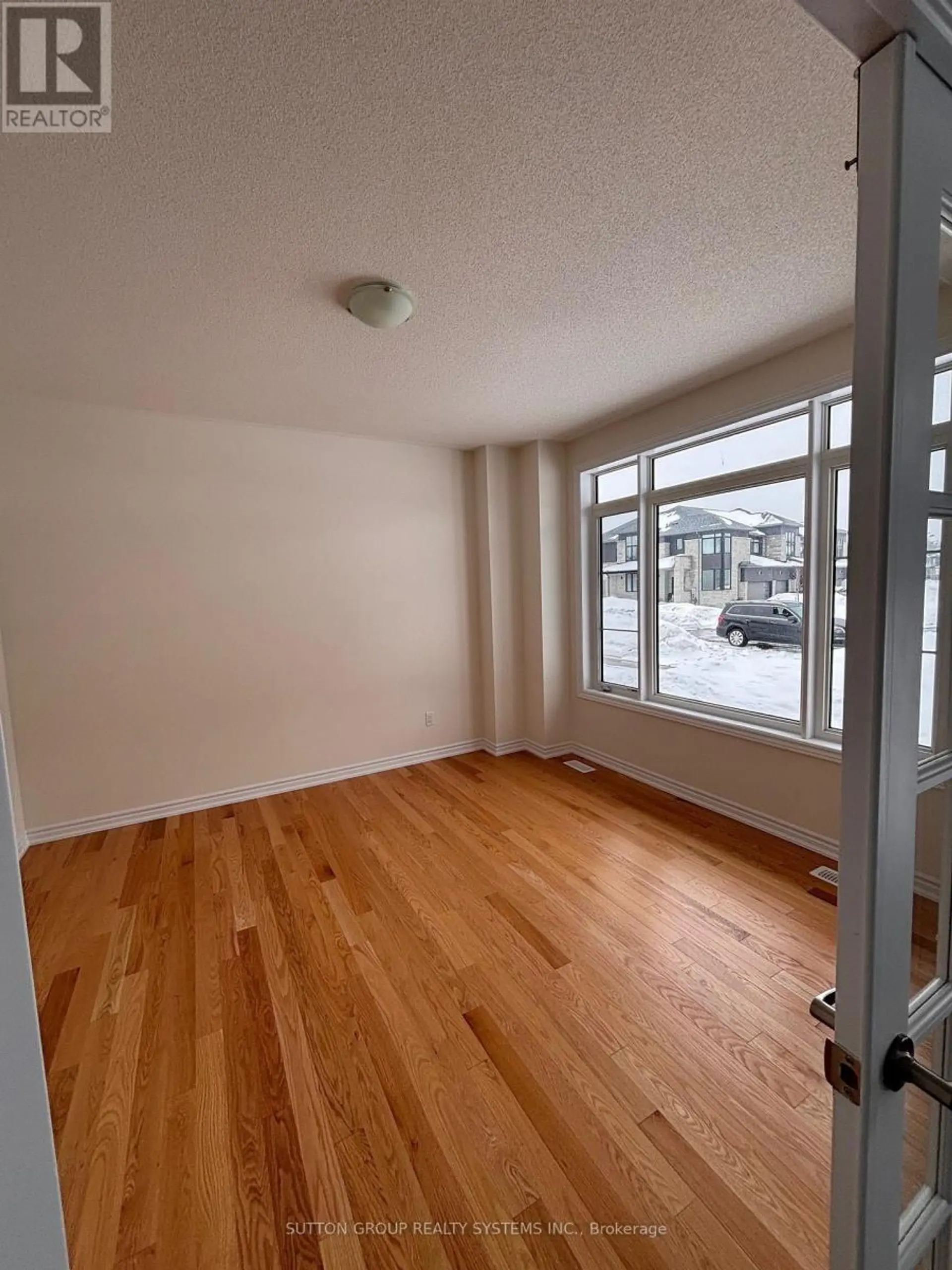 30 ROSANNE CIRCLE - Image 11