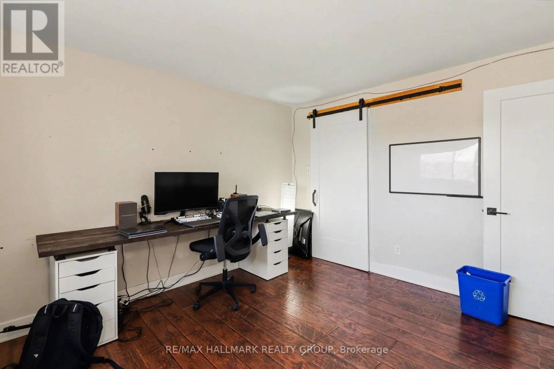 #312 280 BRITTANY DRIVE - Image 16