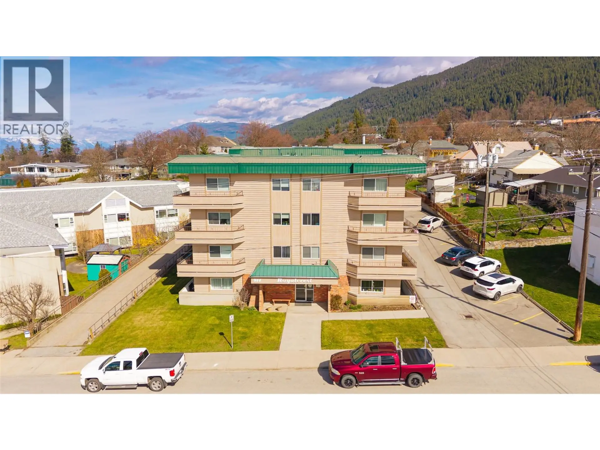 Property at #403 914 Vancouver Street, Creston, BC