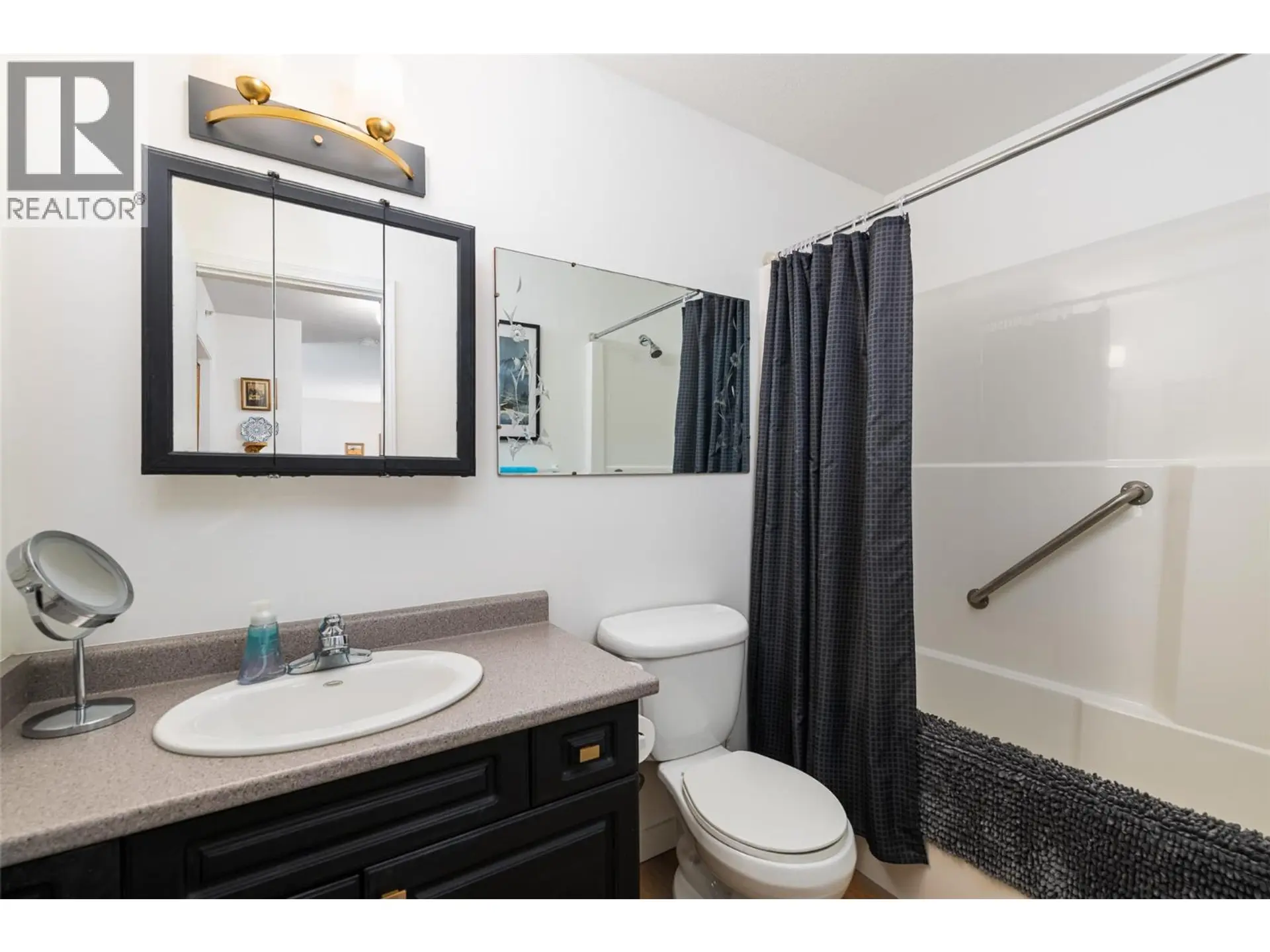 Property at #403 914 Vancouver Street, Creston, BC