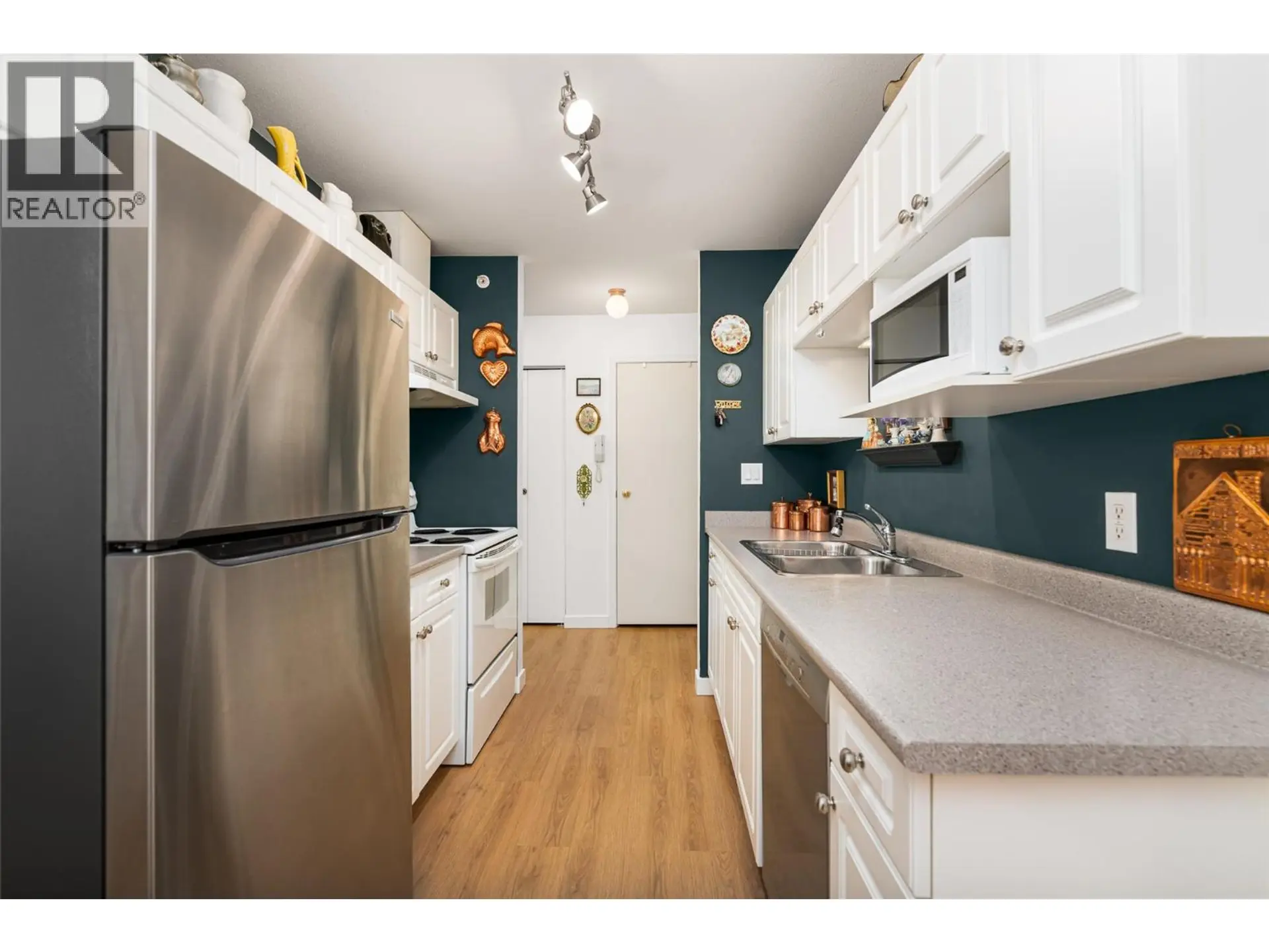 Property at #403 914 Vancouver Street, Creston, BC