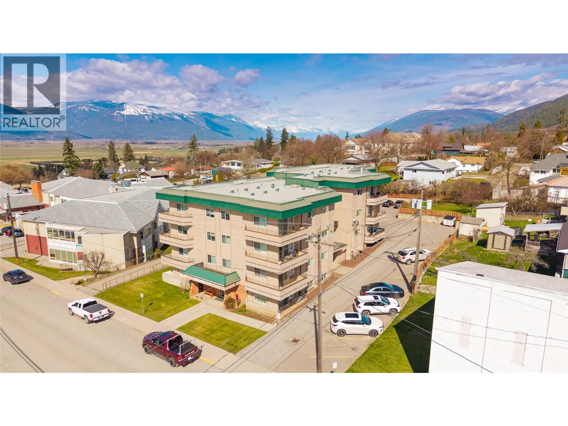 Property at #403 914 Vancouver Street, Creston, BC