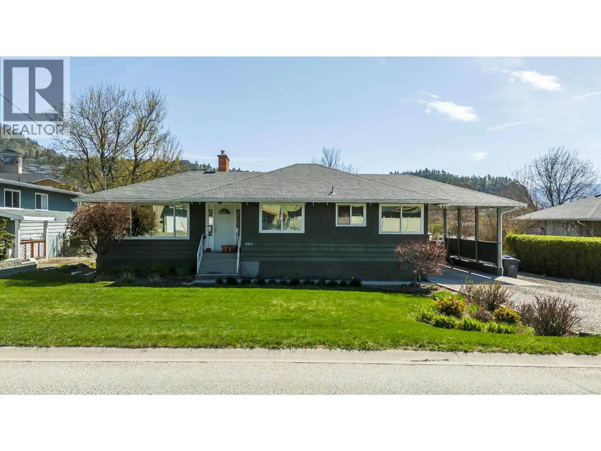 Property at 707 Glenburn Street, Kelowna, BC