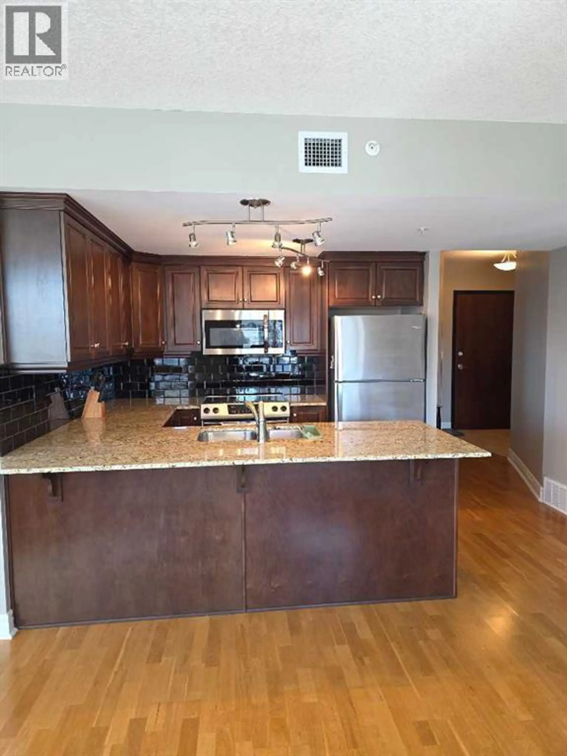 #2208 910 5 AVENUE SW - Image 10