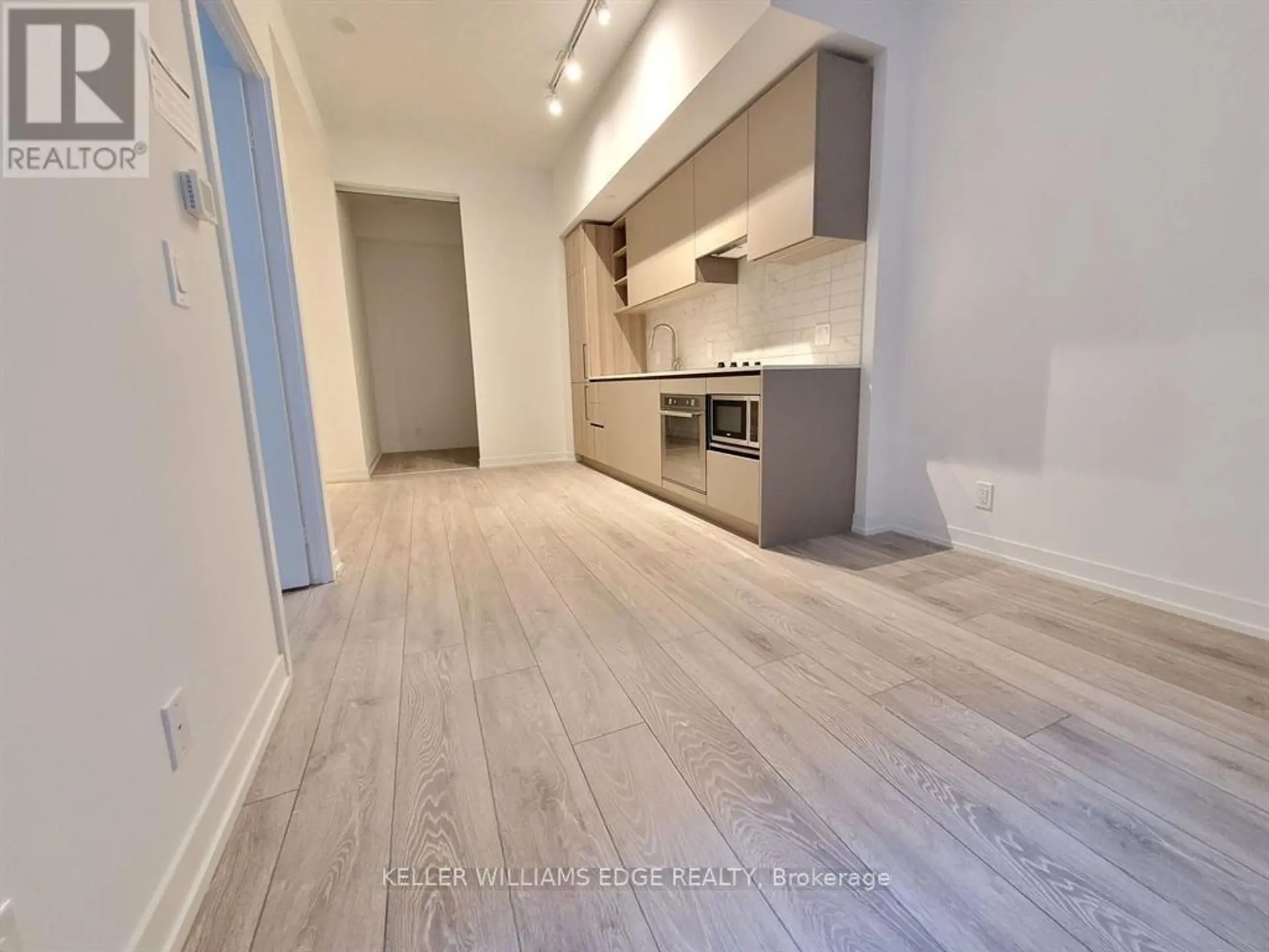#601 55 MERCER STREET - Image 3