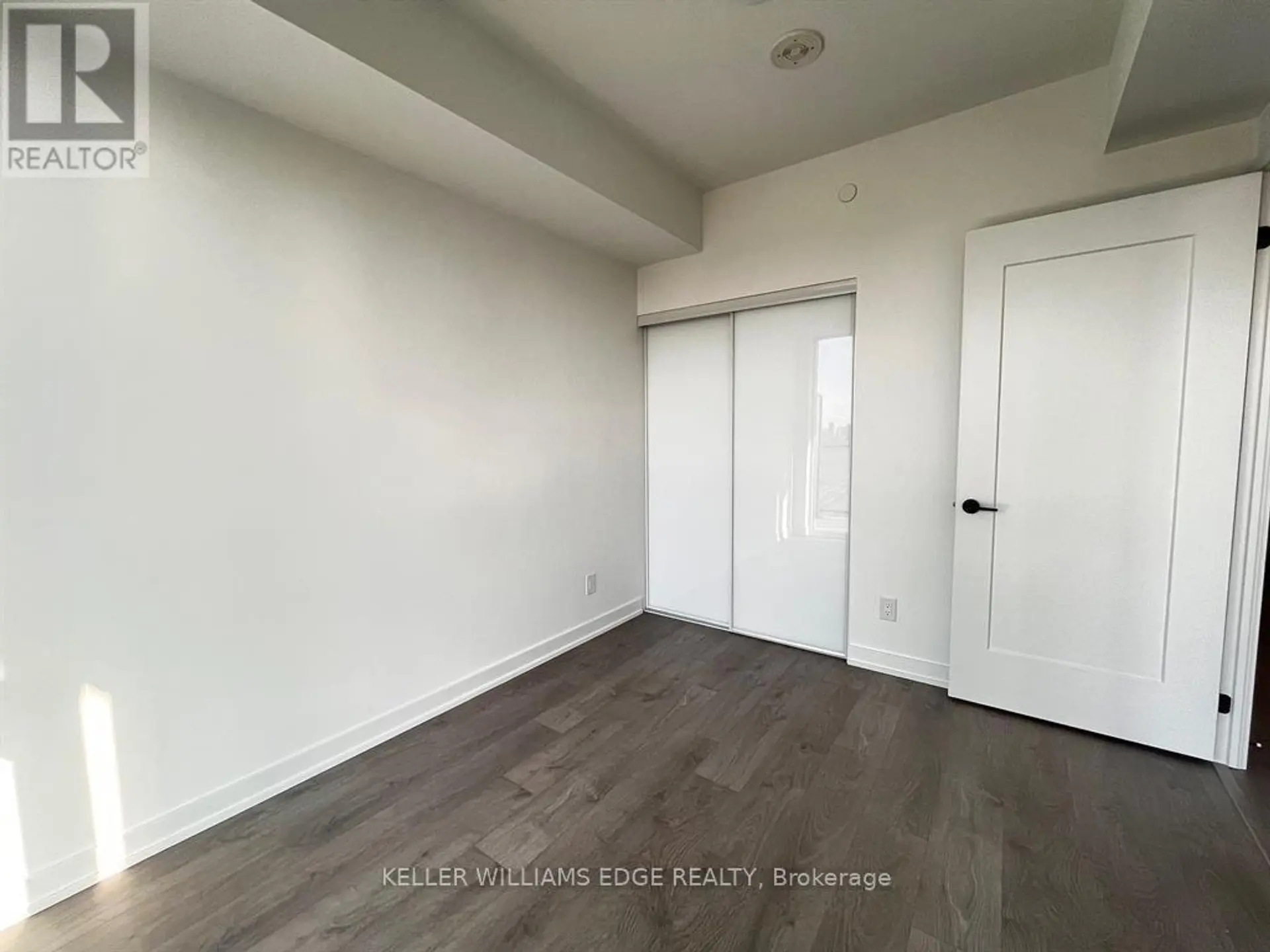 #3010 5 DEFRIES STREET - Image 4