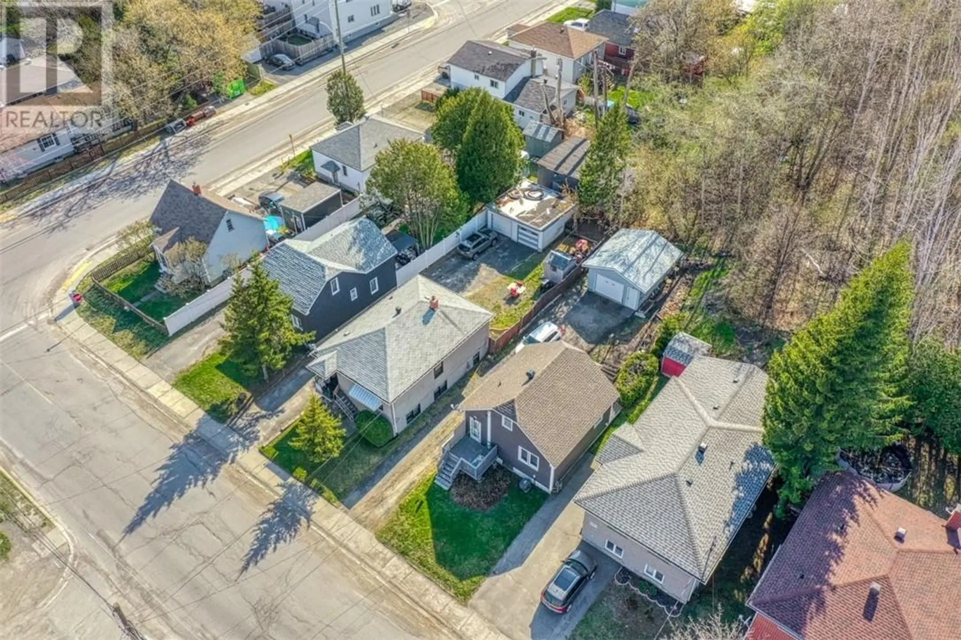 593 Bruce Avenue - Image 6
