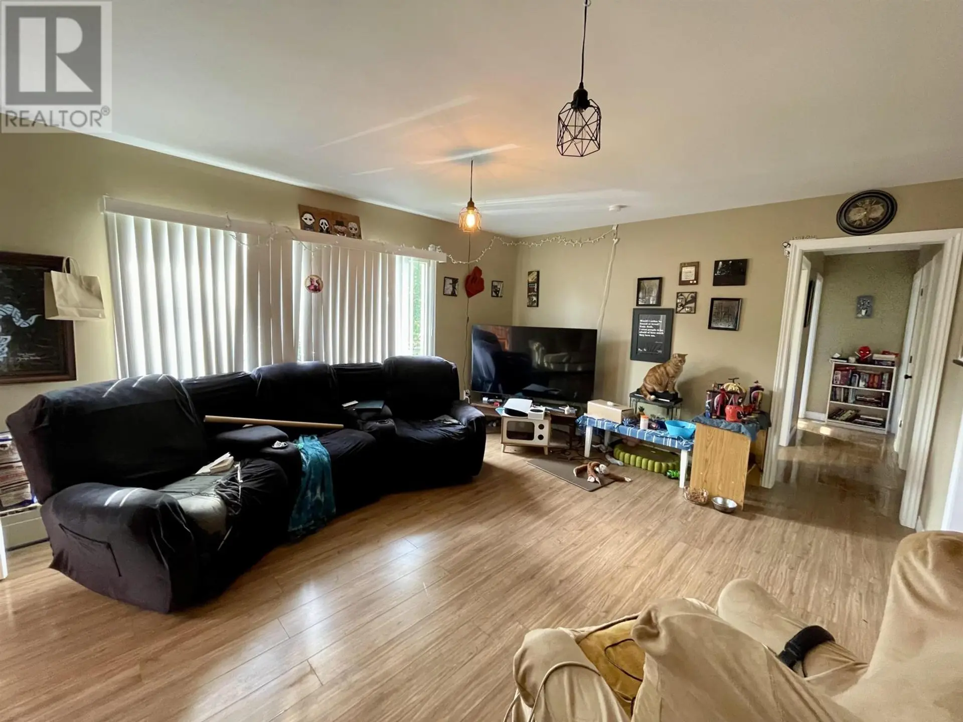469 QUEEN STREET - Image 3