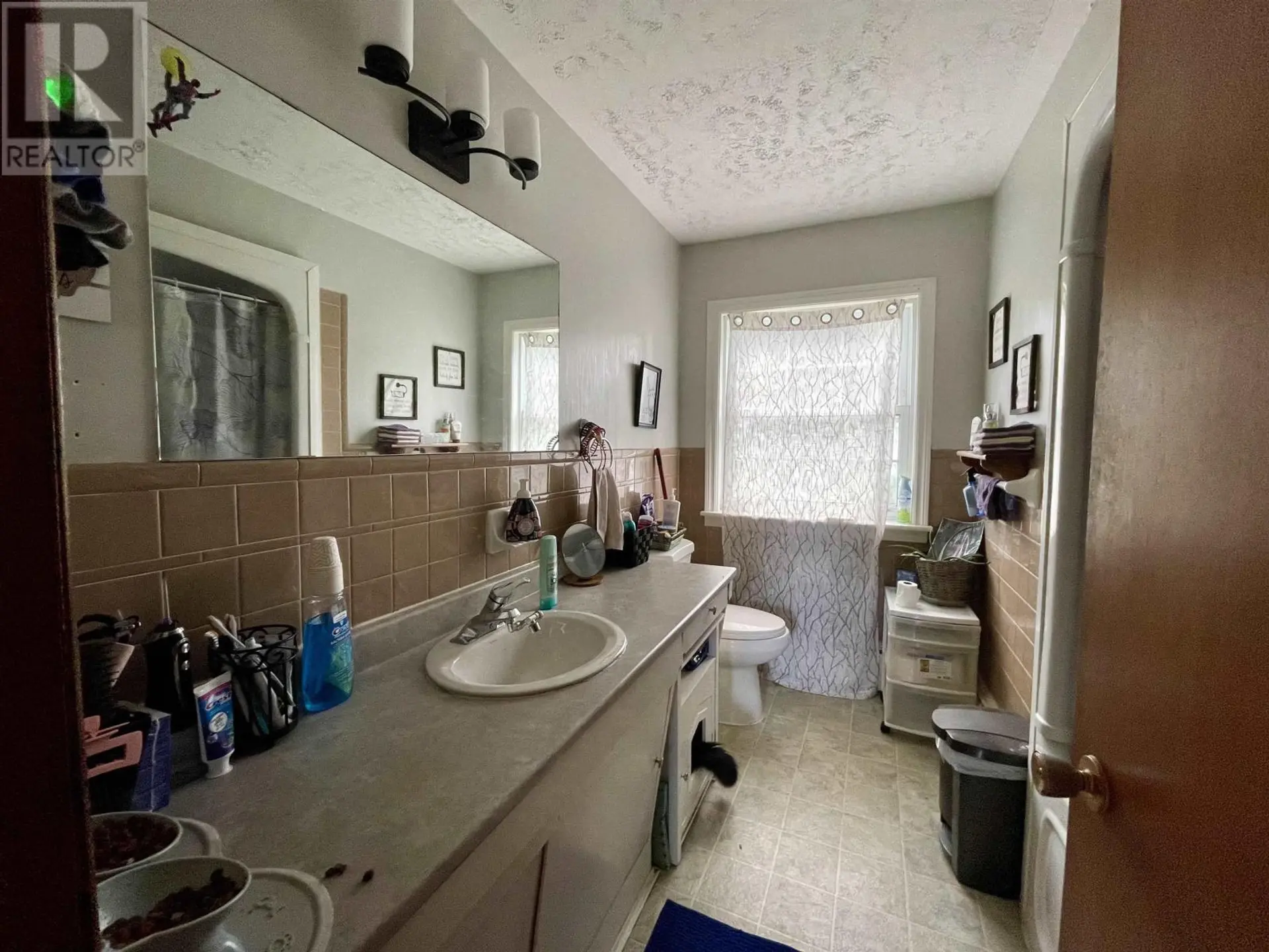 469 QUEEN STREET - Image 6