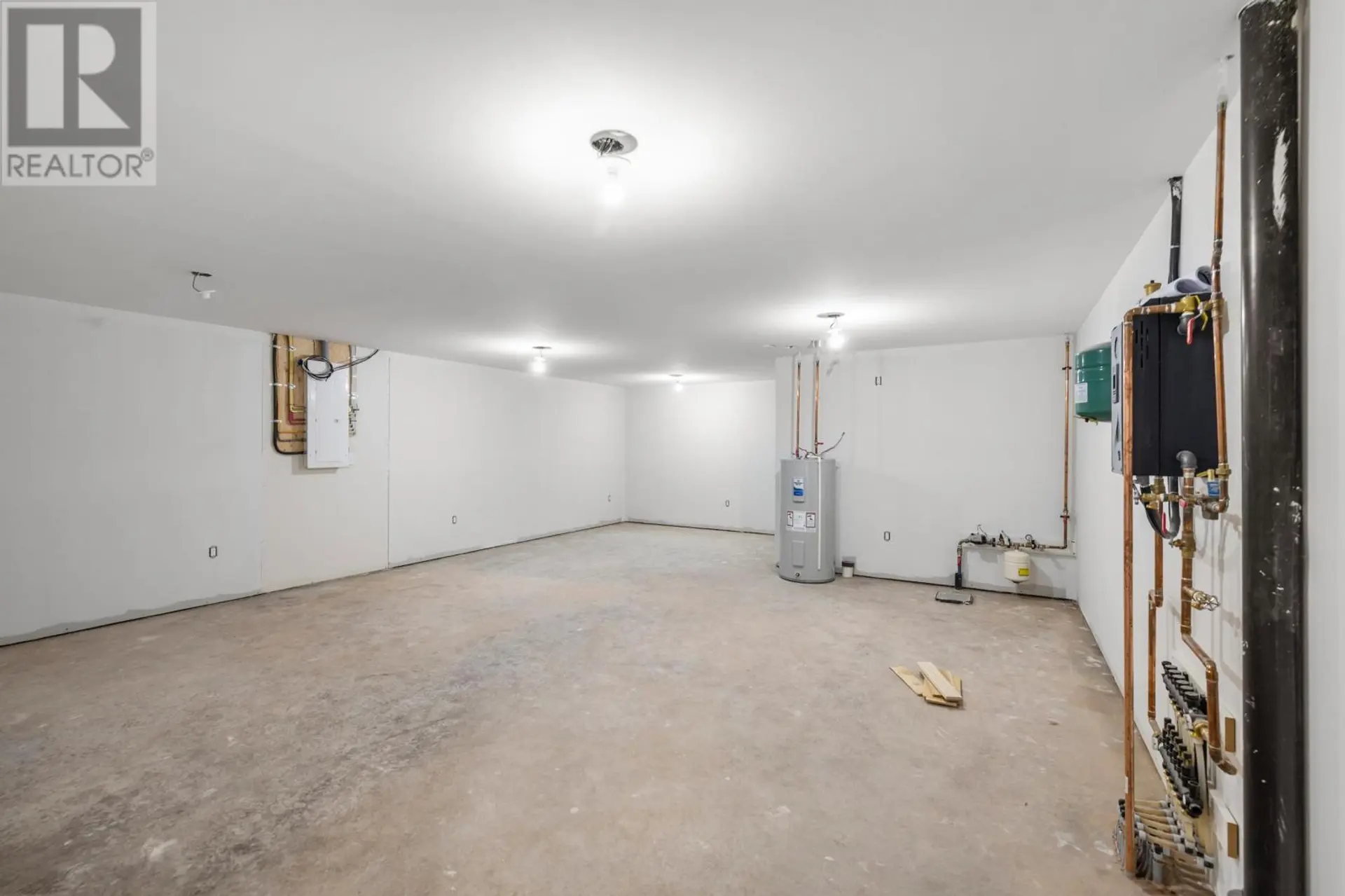 58 ALICE AVENUE - Image 18