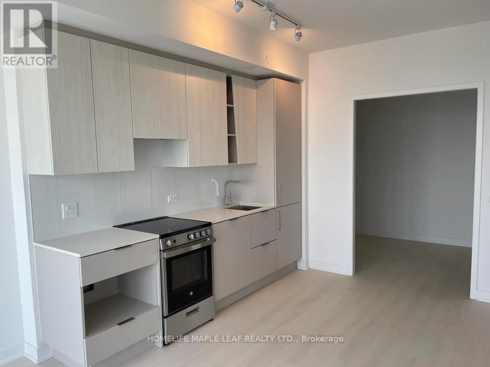#3902 3900 CONFEDERATION PARKWAY - Image 7