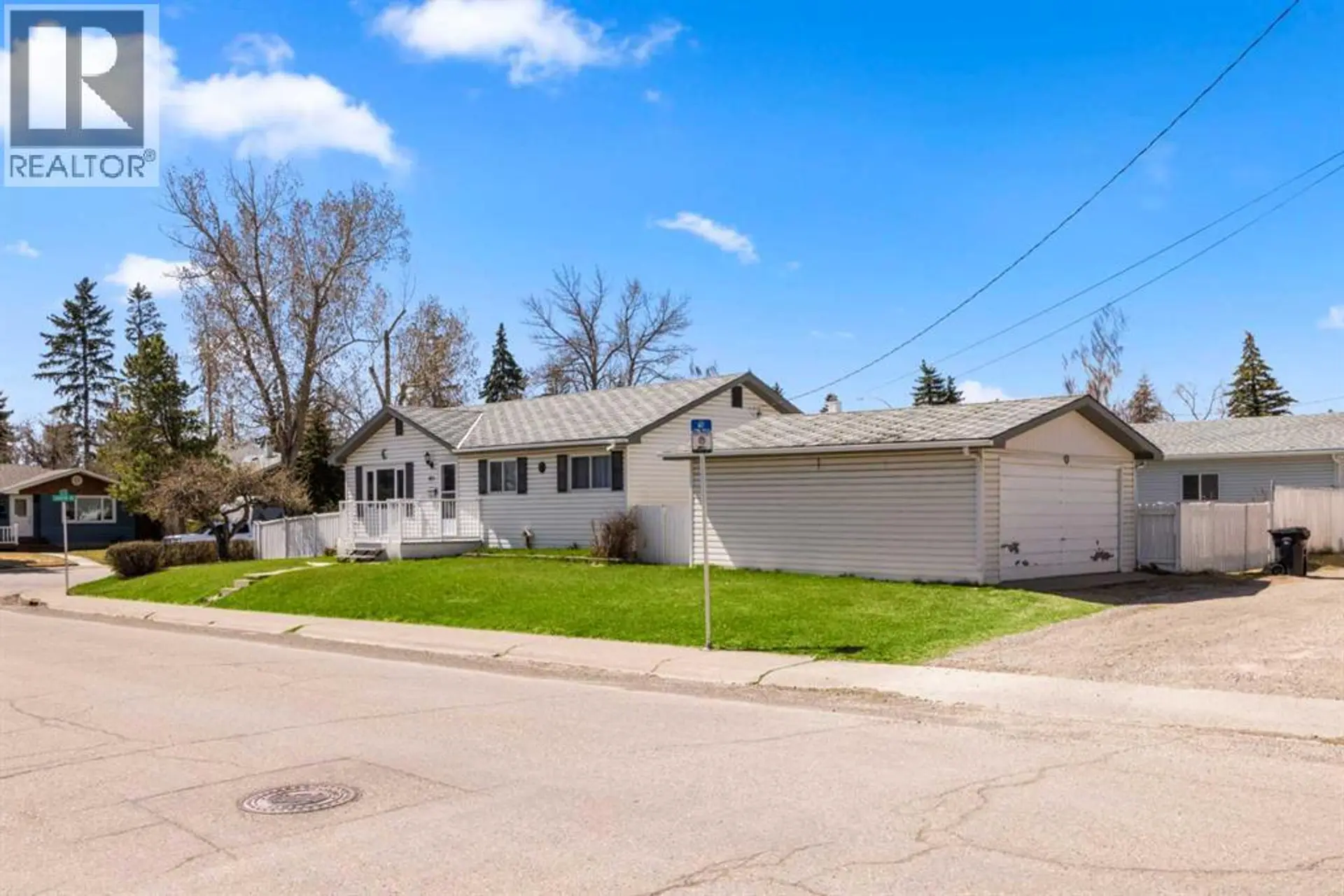 4711 43 STREET SW - Image 4