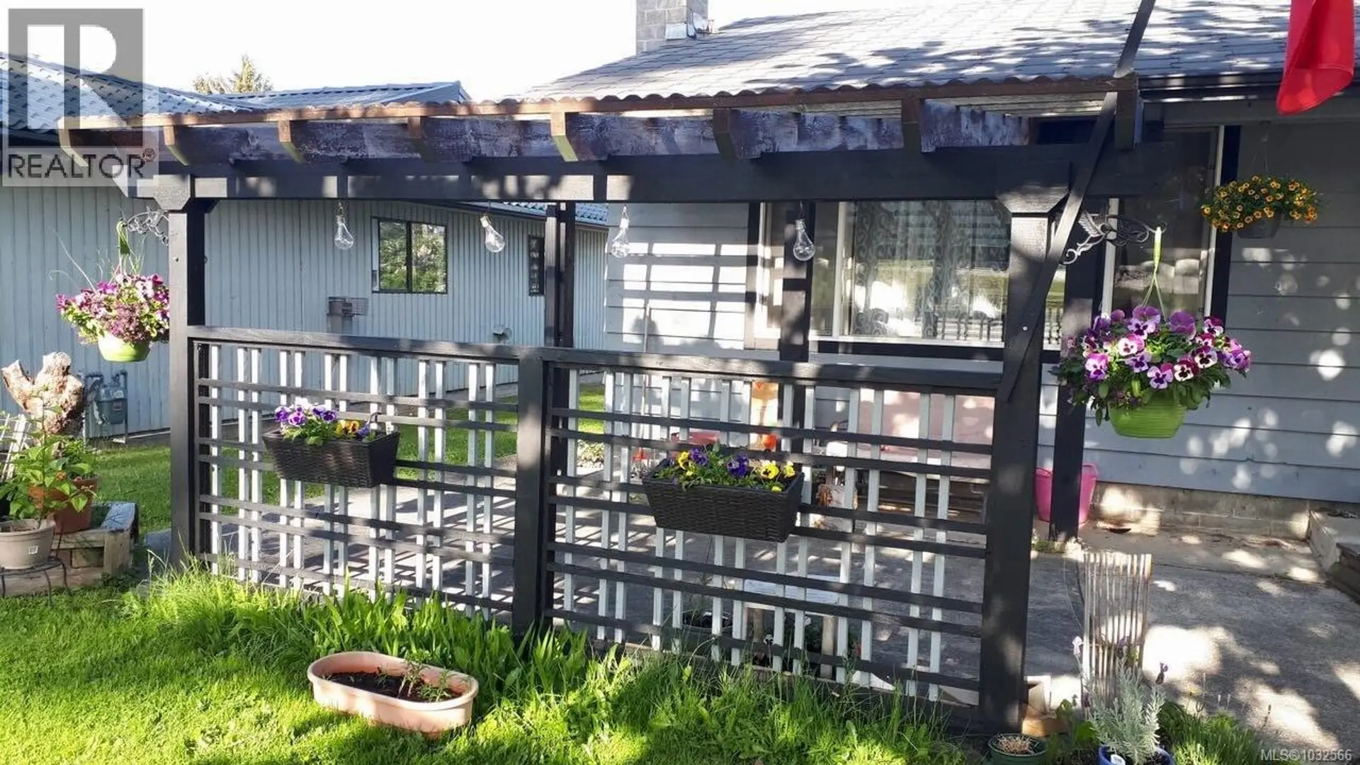 Property at 2505 Alder St S, Campbell River, BC