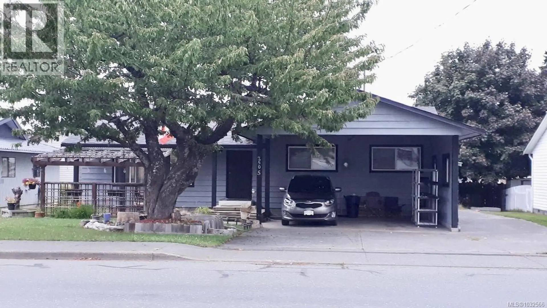 Property at 2505 Alder St S, Campbell River, BC
