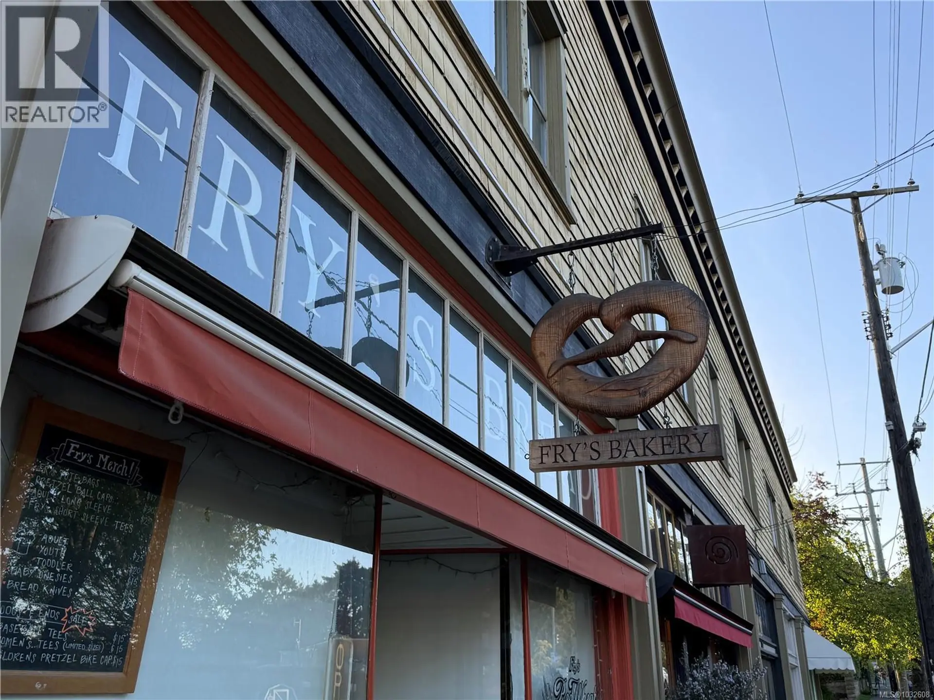 Property at #5 1035 Russell St, Victoria, BC