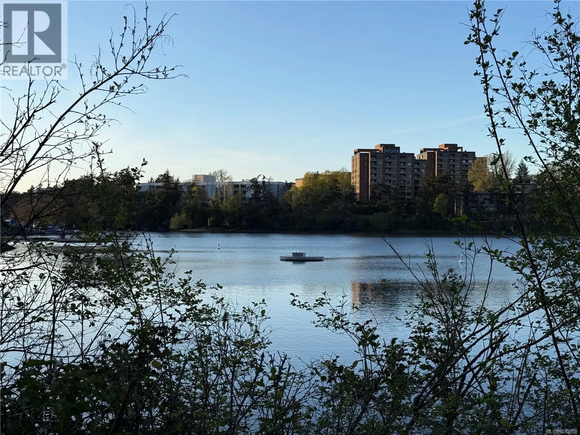 Property at #5 1035 Russell St, Victoria, BC