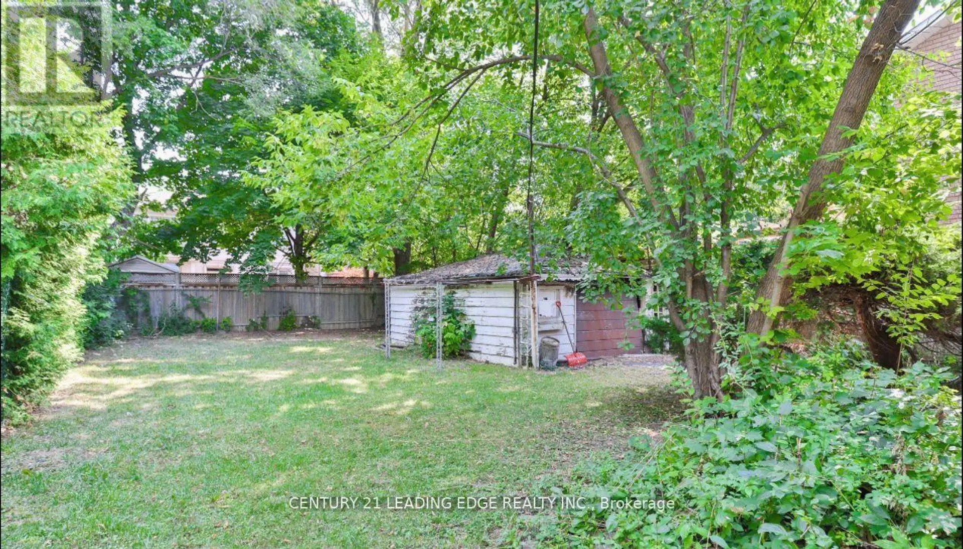 11 COLLINSON BOULEVARD - Image 4
