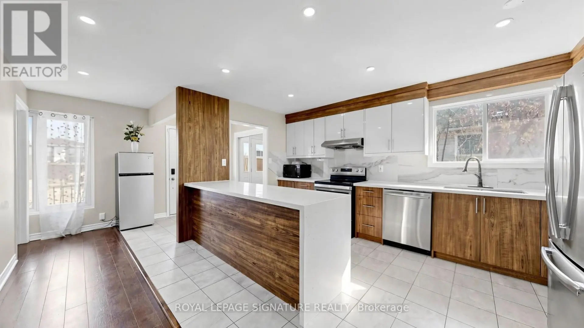 15 GAINSBOROUGH ROAD - Image 2