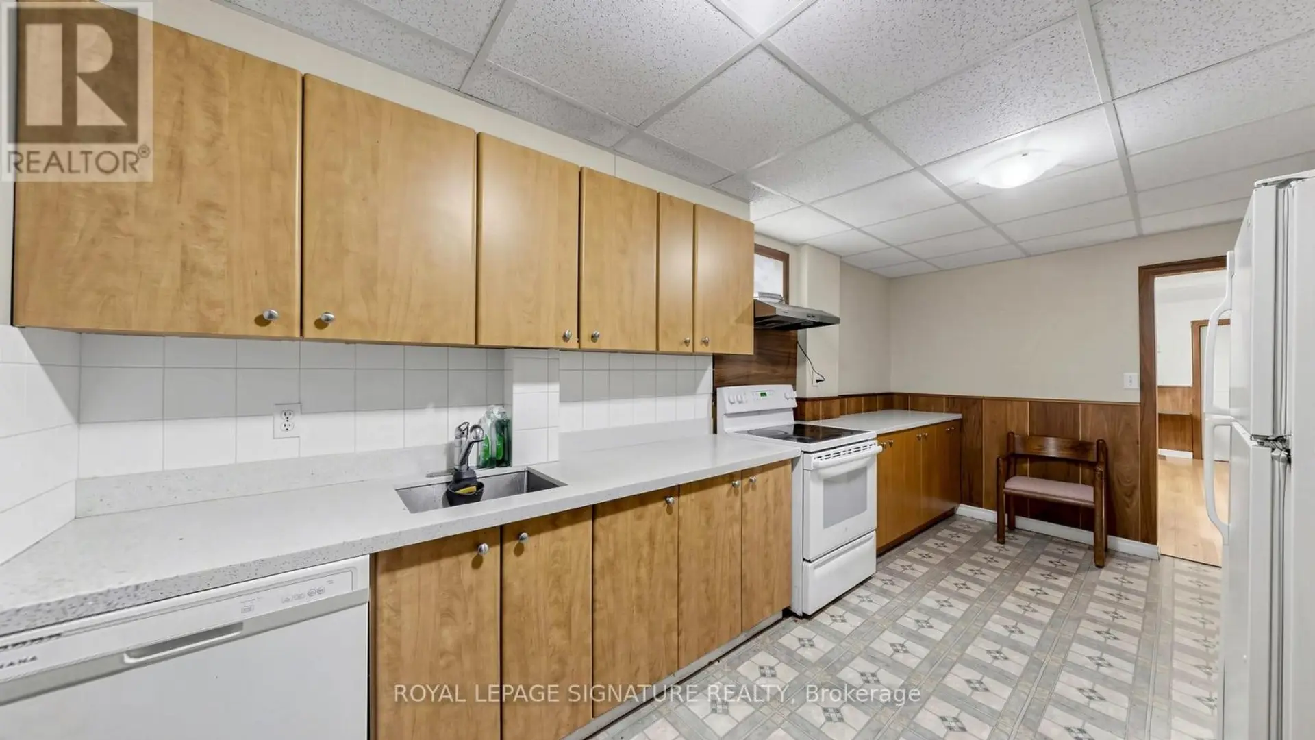 15 GAINSBOROUGH ROAD - Image 9