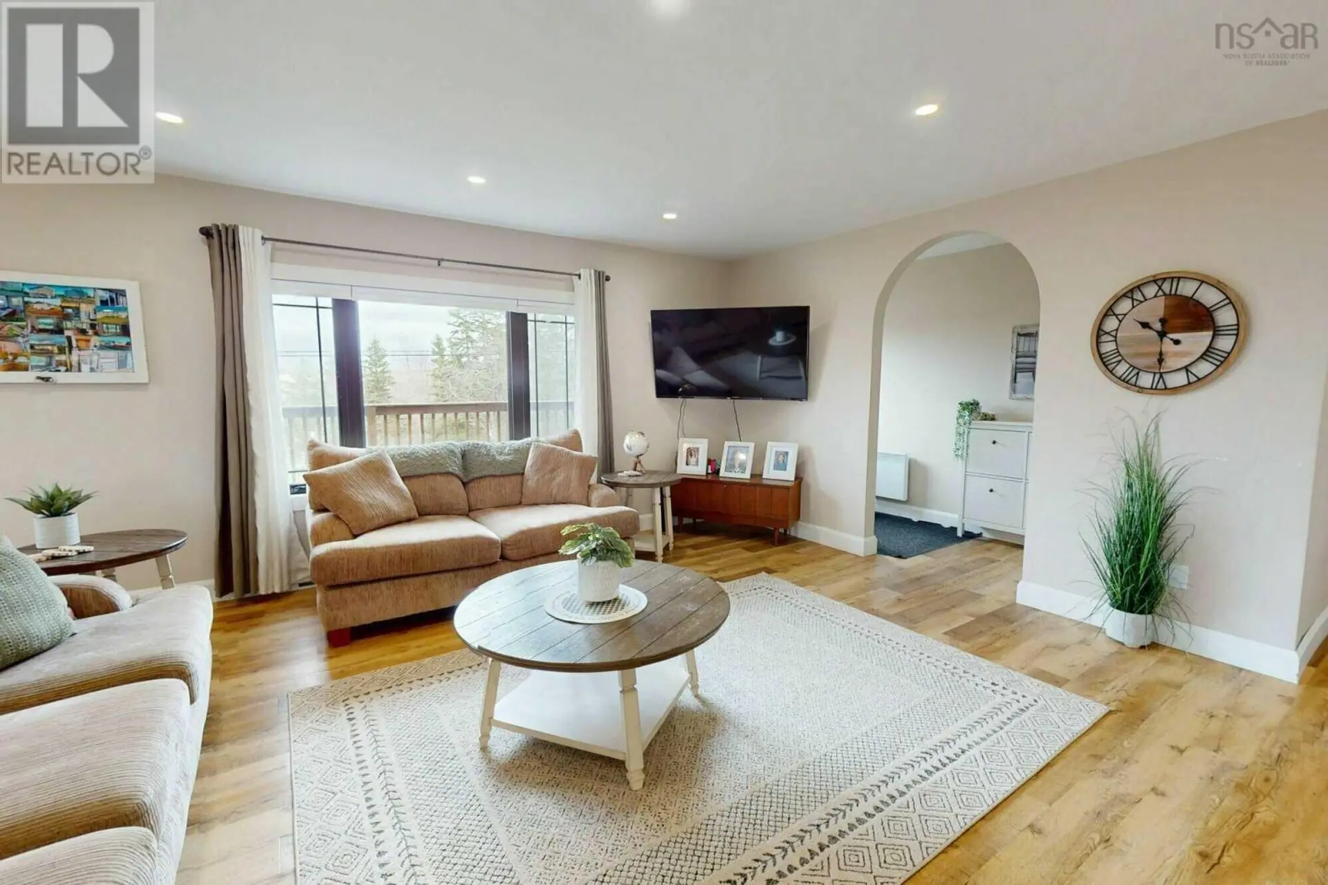 4861 dunmore Road - Image 3