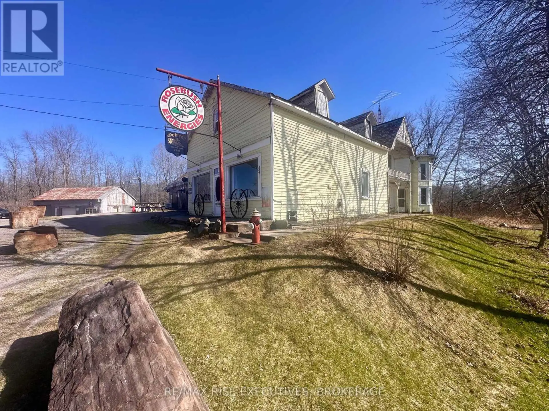 16 WESTPORT ROAD - Image 19