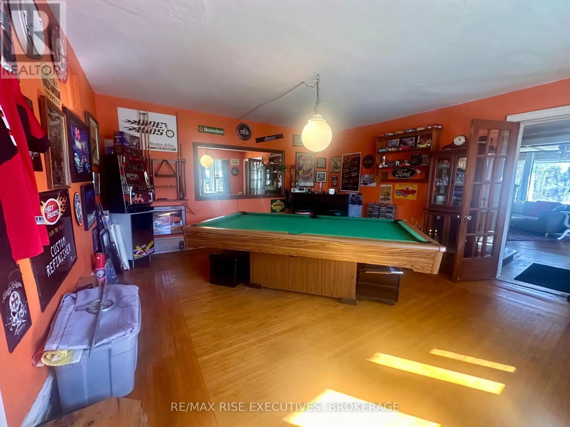16 WESTPORT ROAD - Image 8