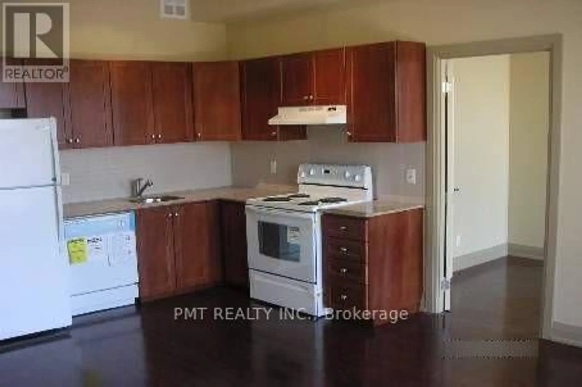 #318 2737 KEELE STREET - Image 3