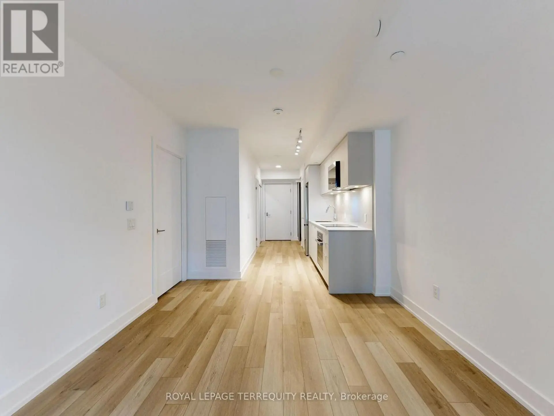 #701 8 CEDARLAND DRIVE - Image 7