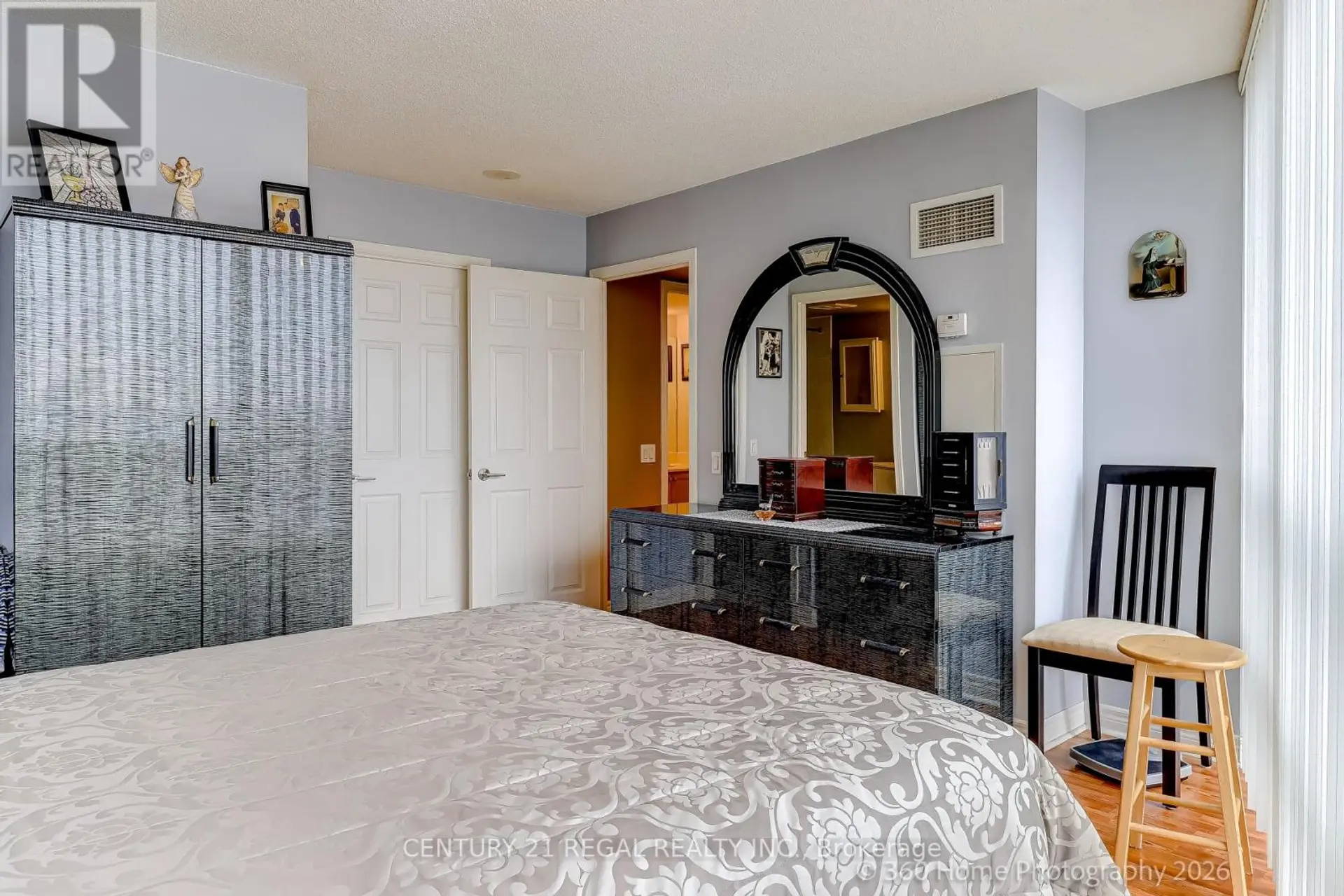 #315 83 BOROUGH DRIVE - Image 12