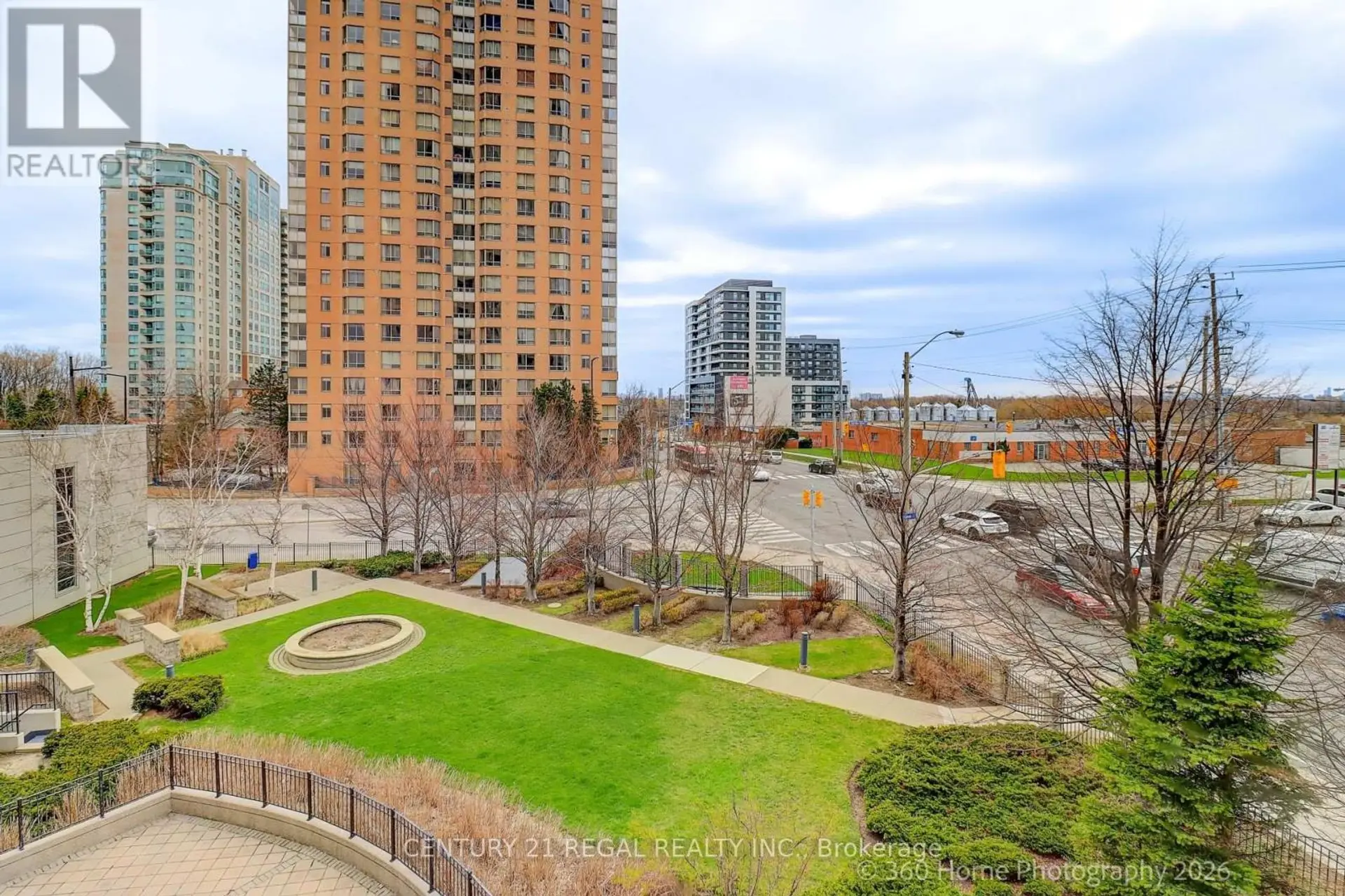 #315 83 BOROUGH DRIVE - Image 19